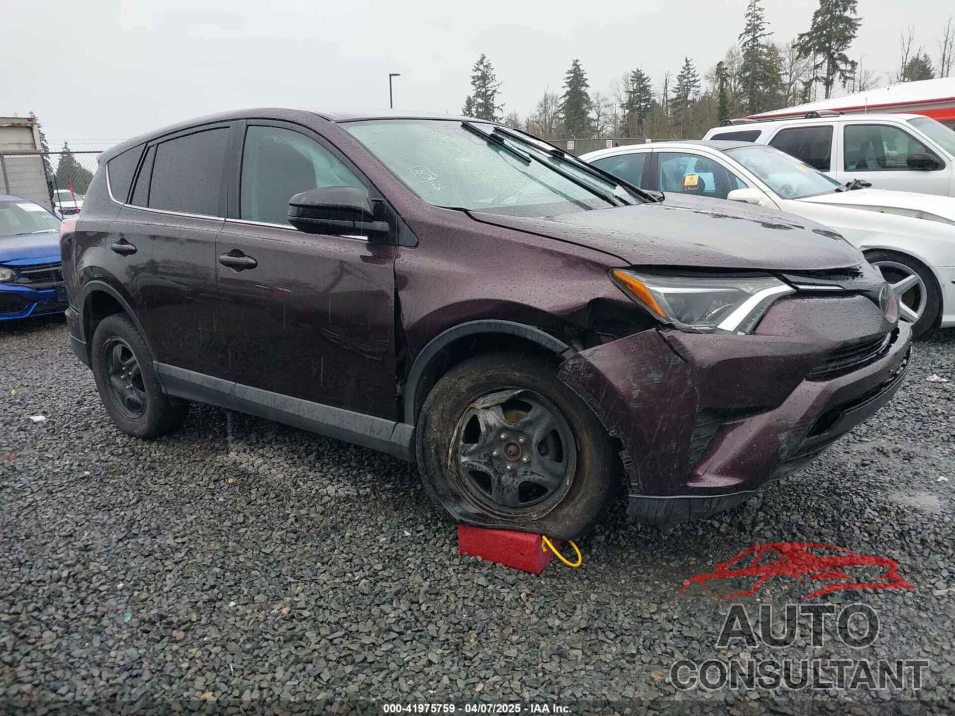 TOYOTA RAV4 2018 - 2T3ZFREV7JW446433