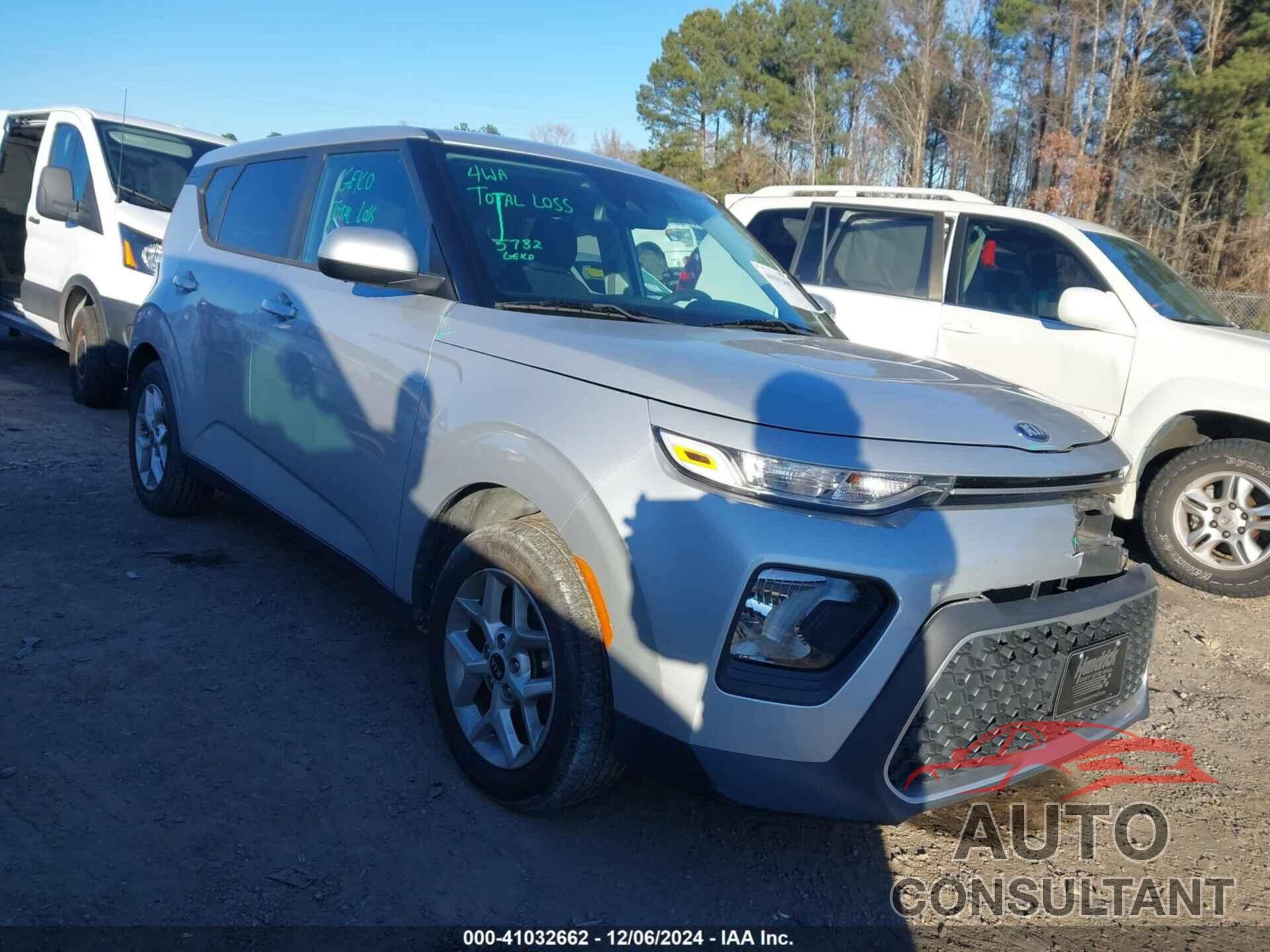 KIA SOUL 2020 - KNDJ23AU8L7011731