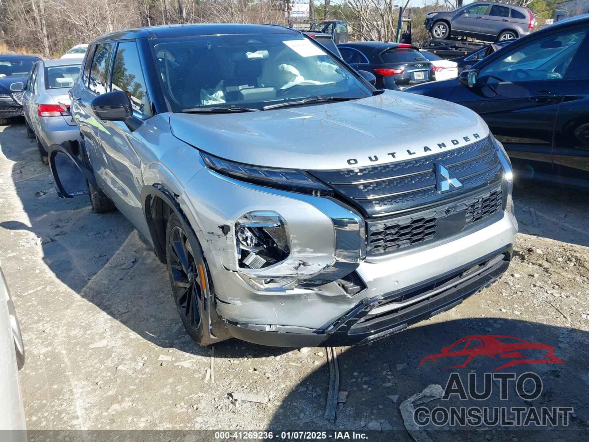 MITSUBISHI OUTLANDER 2023 - JA4J3VA84PZ007904