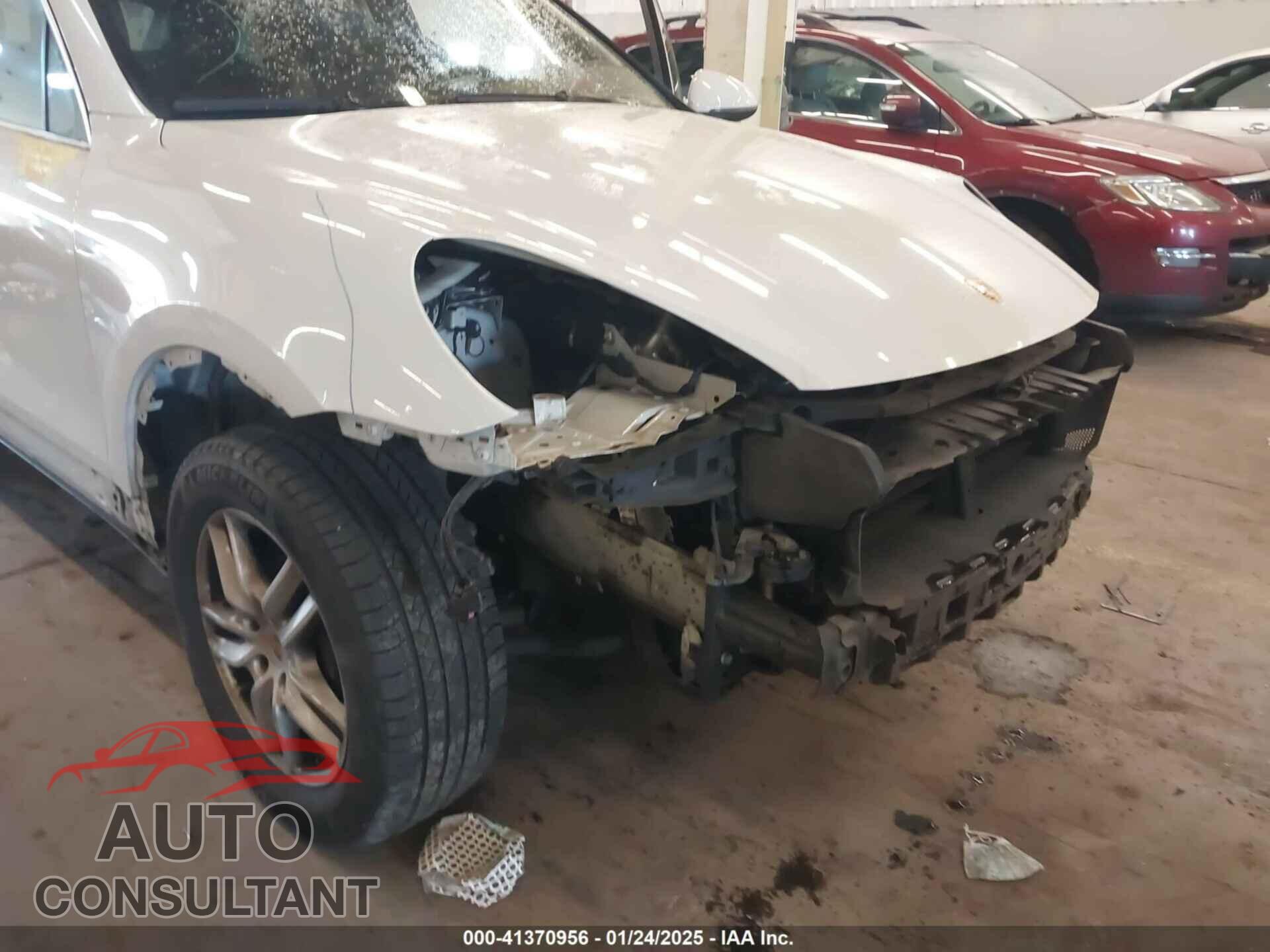PORSCHE CAYENNE 2016 - WP1AA2A26GLA10357