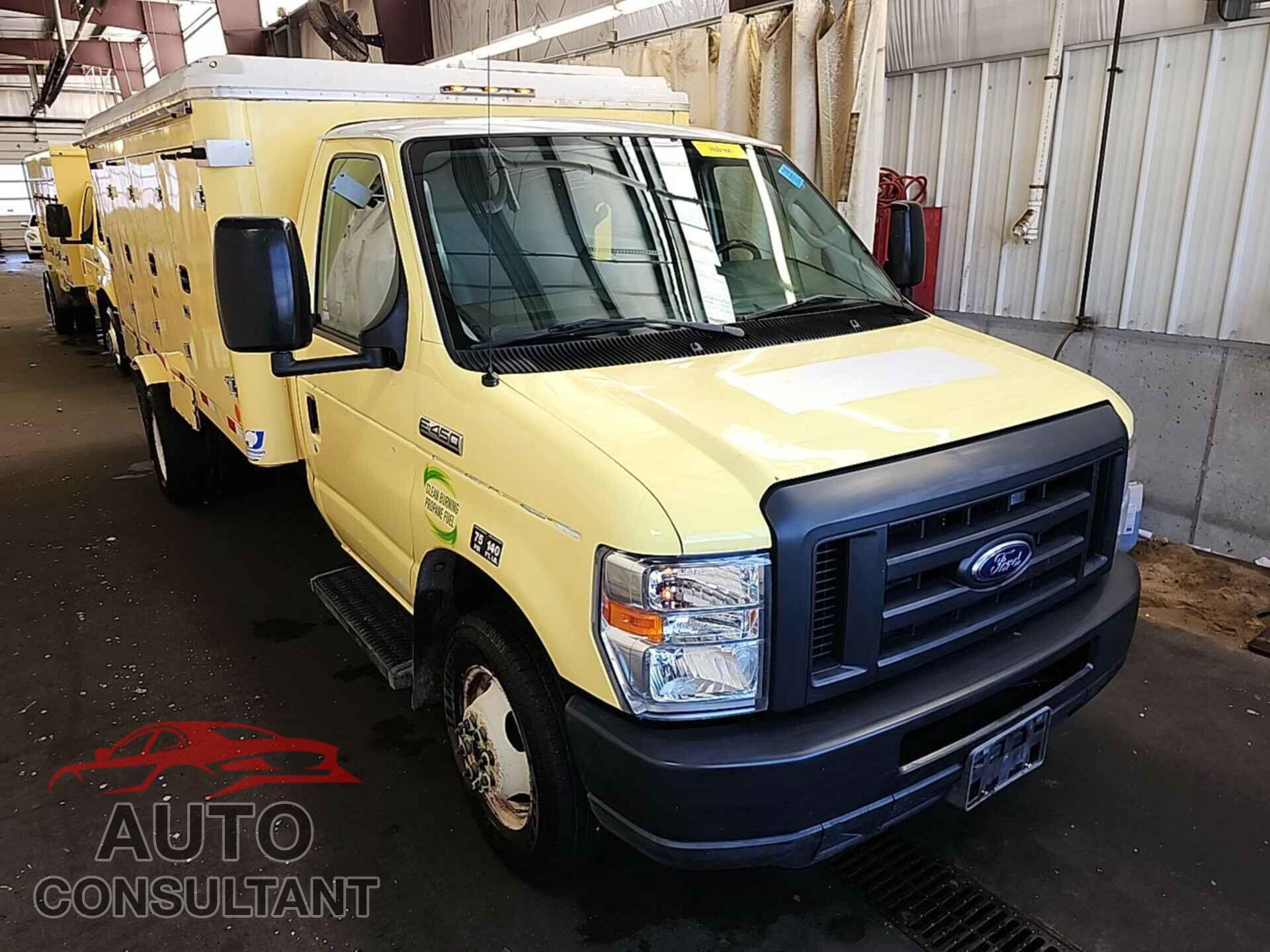 FORD ECONOLINE 2018 - 1FDXE4FS0JDC33320