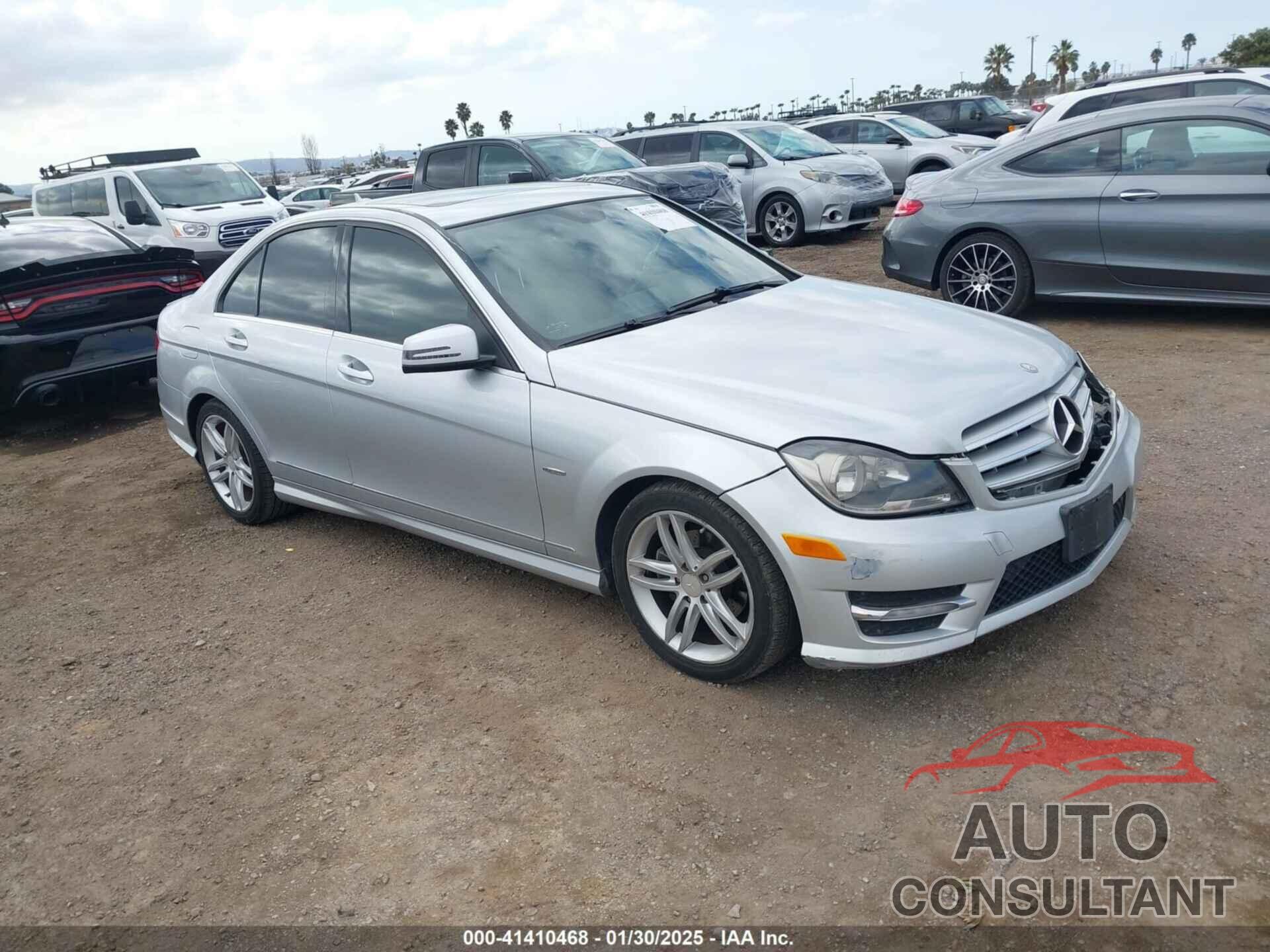 MERCEDES-BENZ C 250 2012 - WDDGF4HB8CA635496