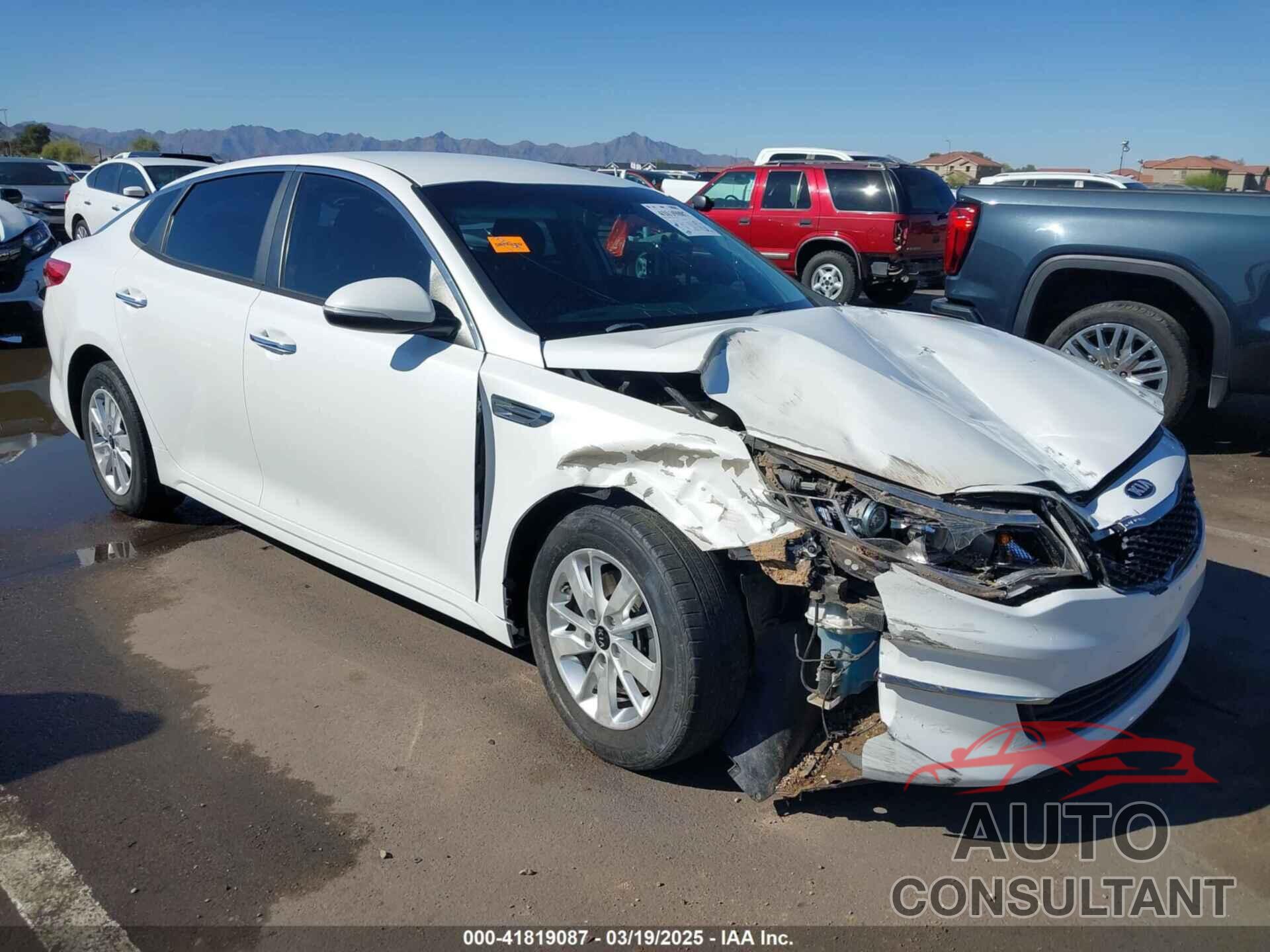 KIA OPTIMA 2018 - KNAGT4L37J5202502