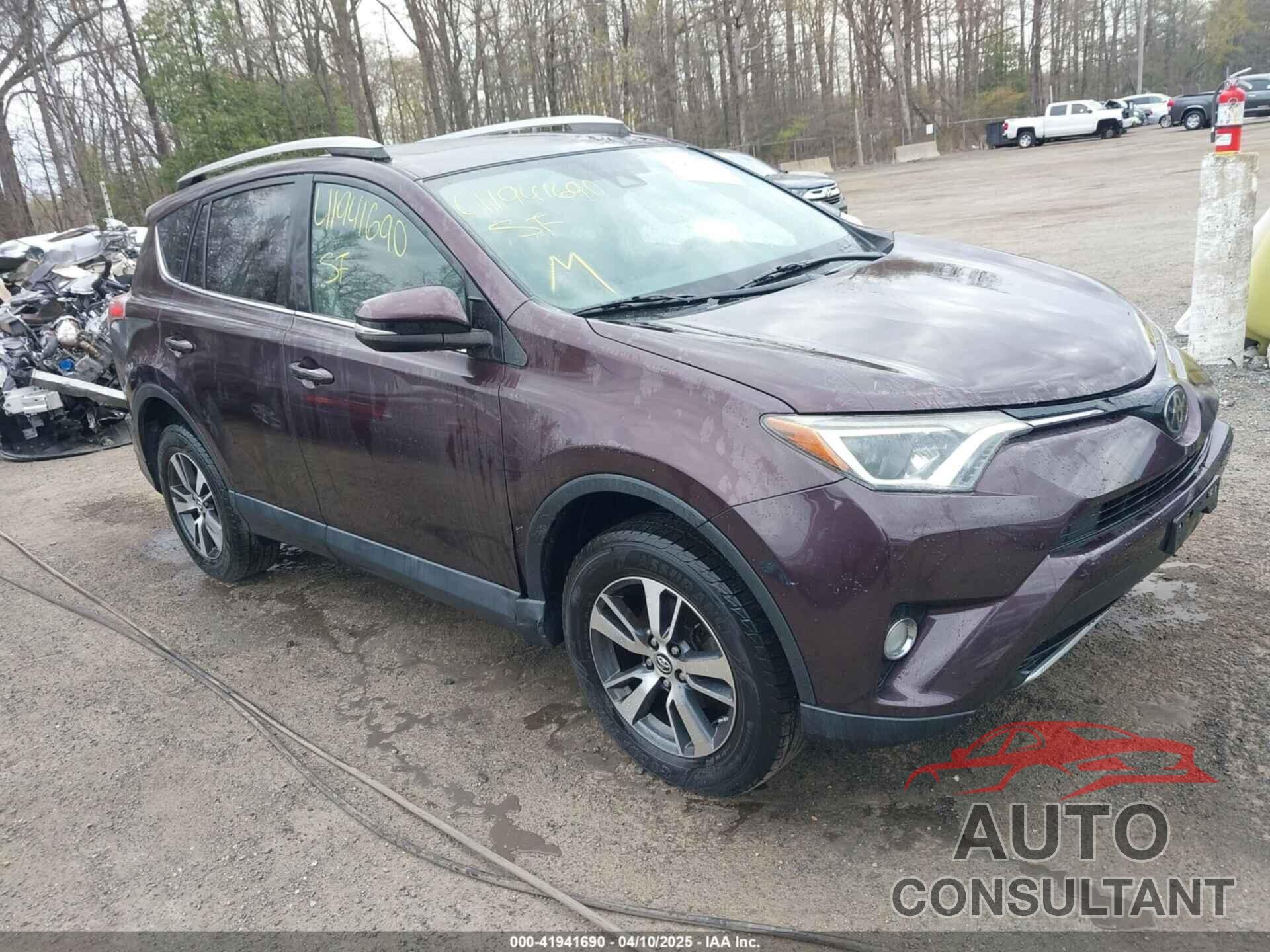 TOYOTA RAV4 2018 - 2T3RFREV9JW736172