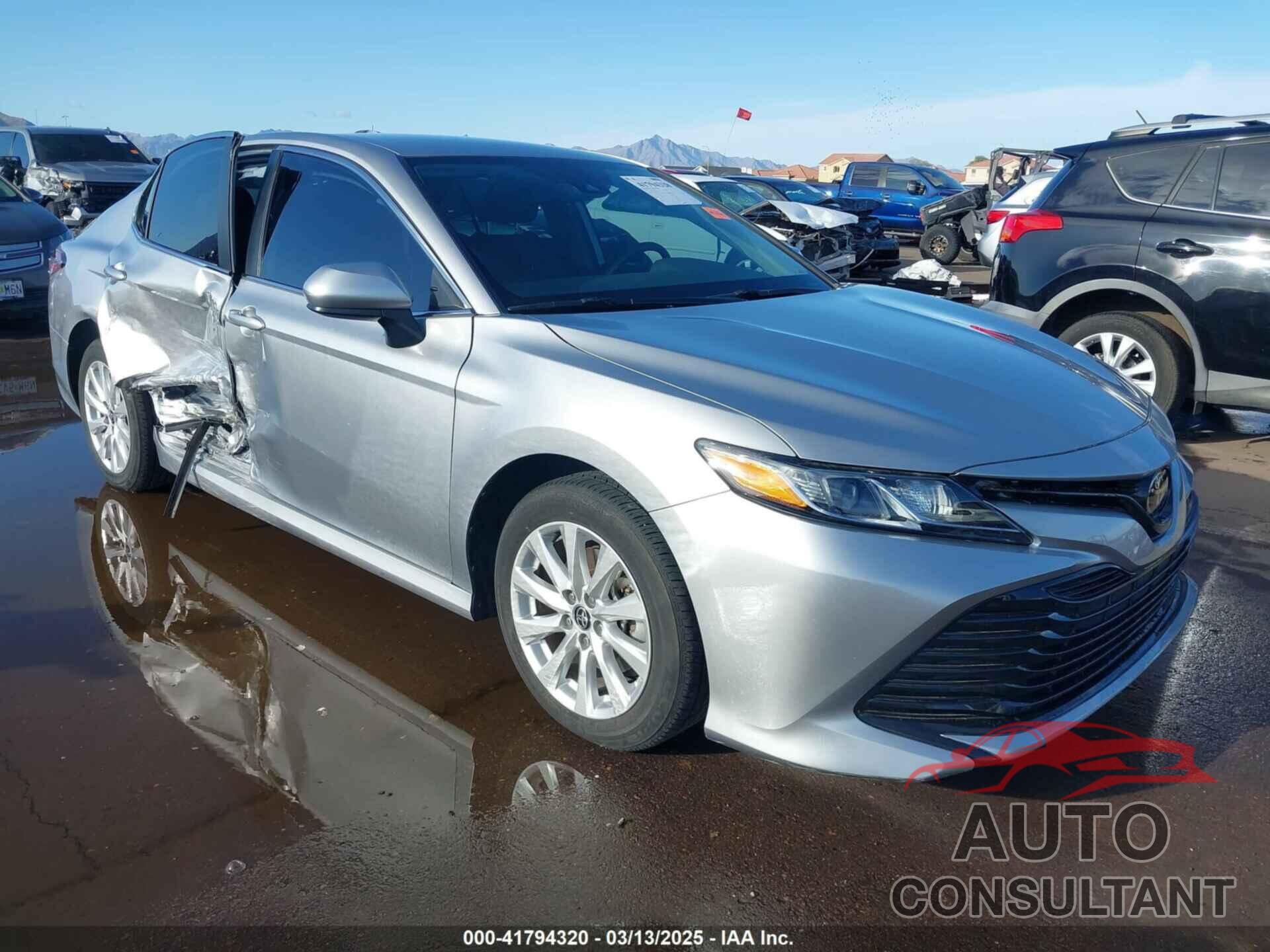TOYOTA CAMRY 2020 - 4T1C11AK3LU996676