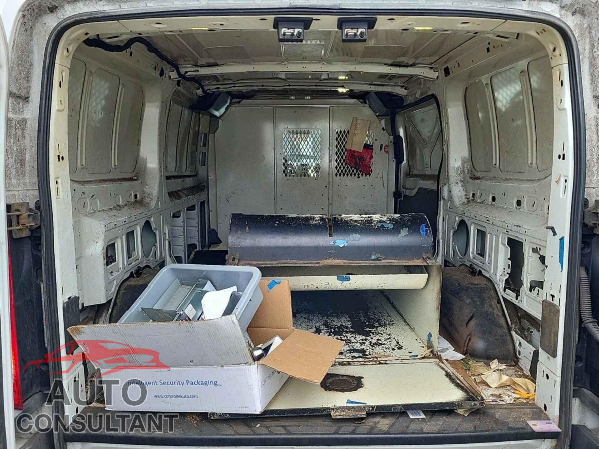 FORD TRANSIT-150 2015 - 1FTNE1YM4FKB29912