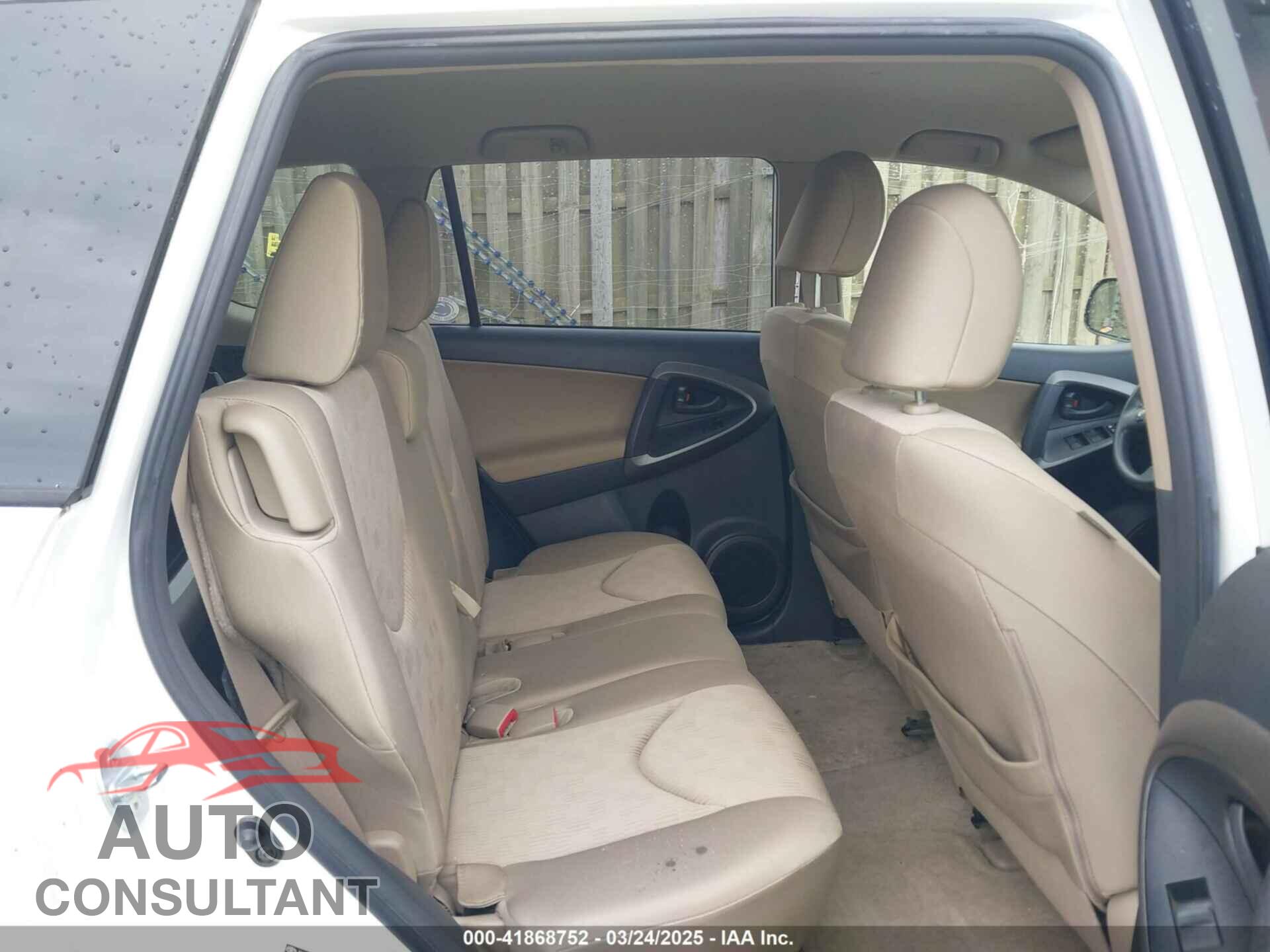 TOYOTA RAV4 2012 - JTMBF4DV6CD043629