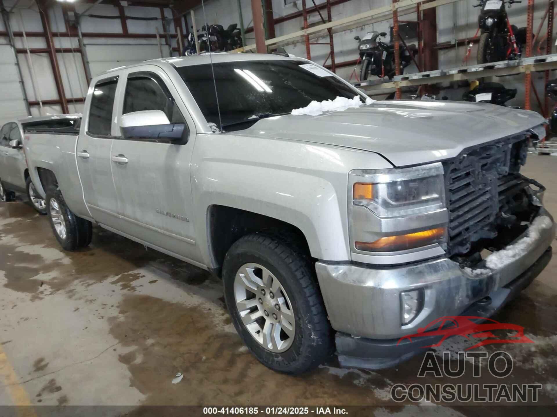 CHEVROLET SILVERADO 1500 2018 - 1GCVKREH4JZ206308