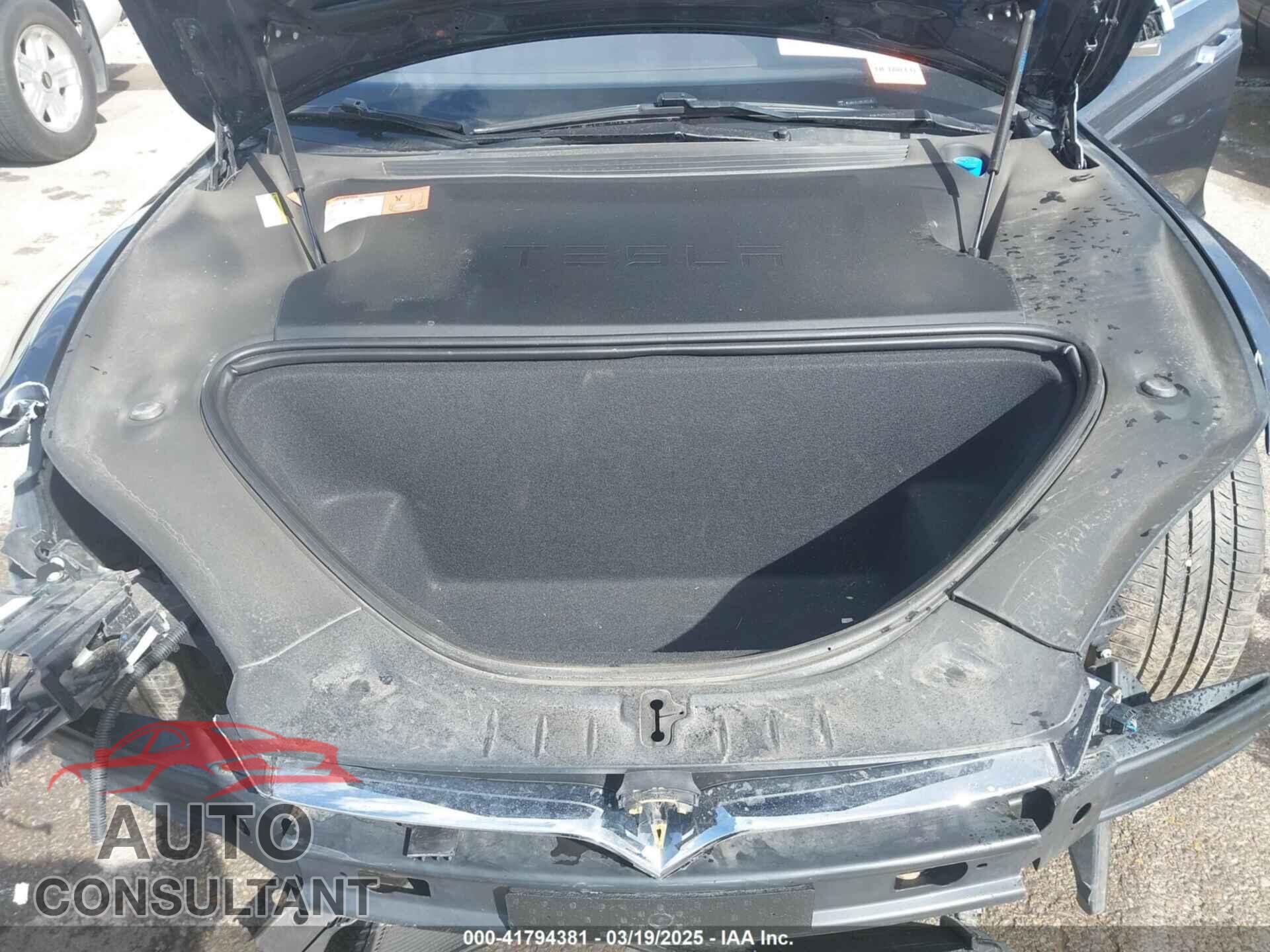 TESLA MODEL S 2016 - 5YJSA1E14GF157118
