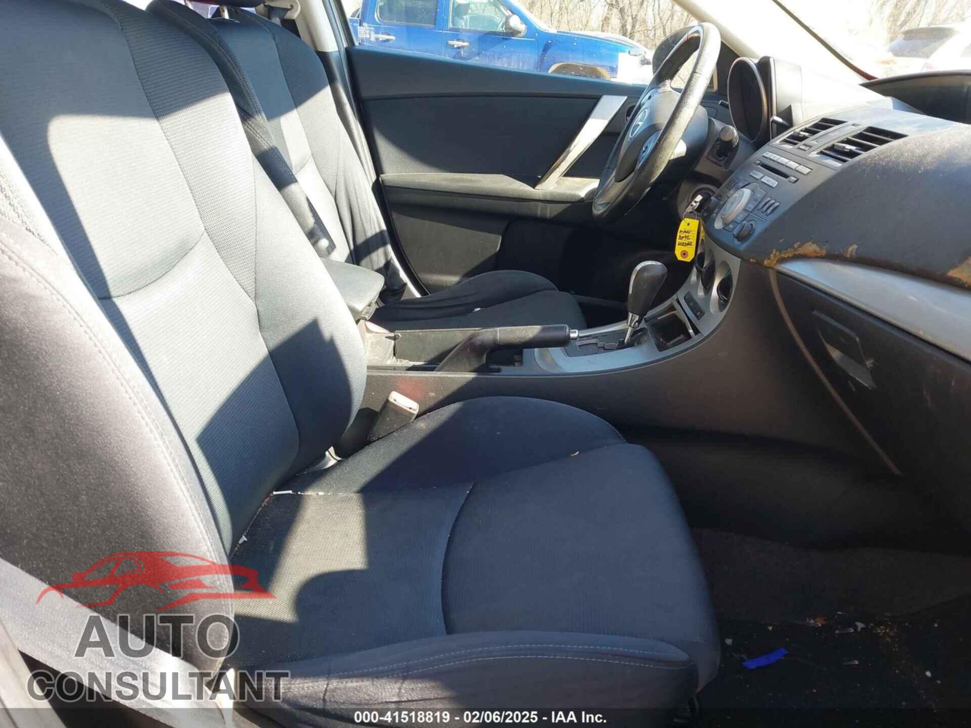 MAZDA MAZDA3 2010 - JM1BL1H57A1237697
