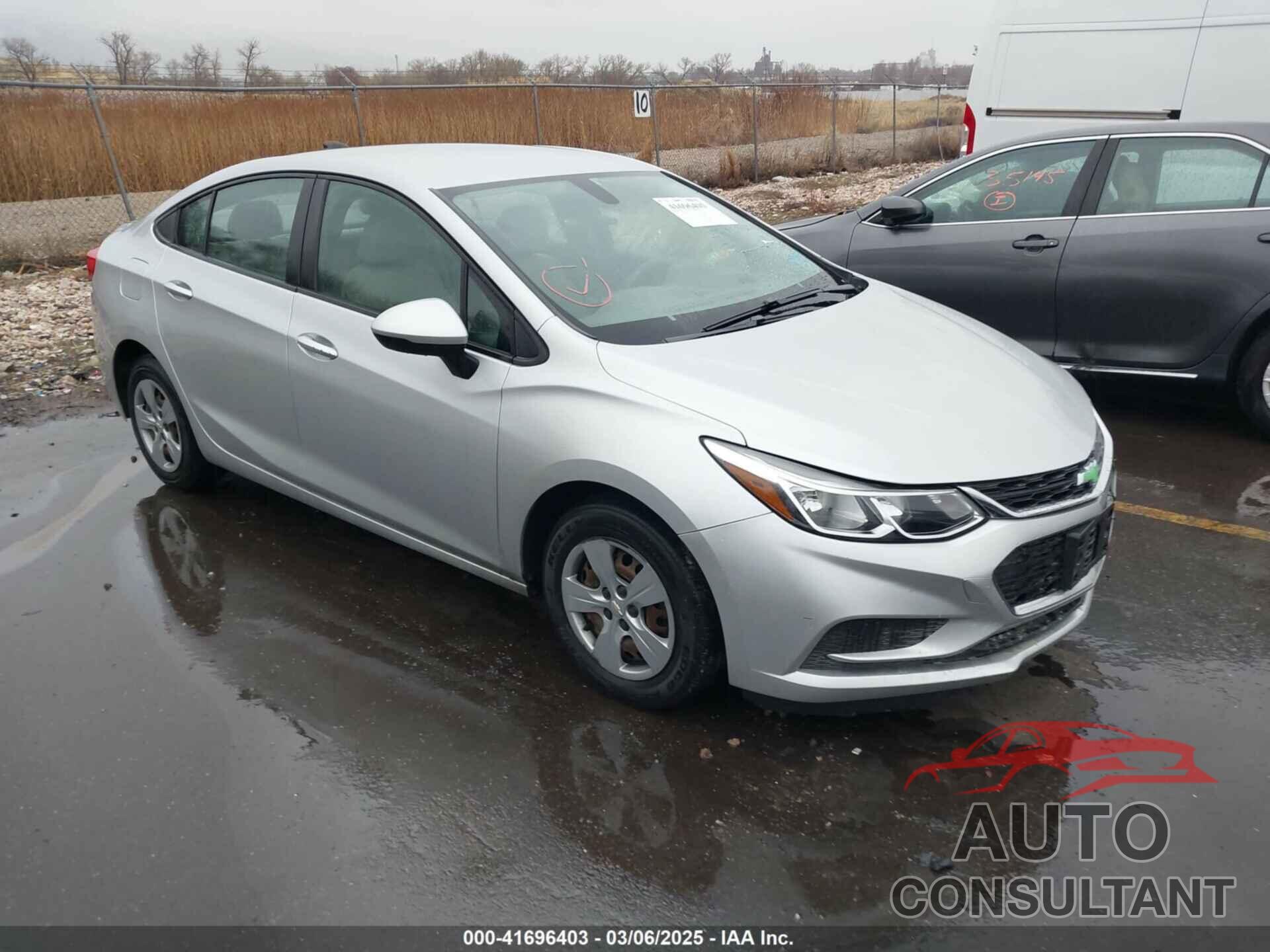 CHEVROLET CRUZE 2018 - 1G1BC5SM1J7179762