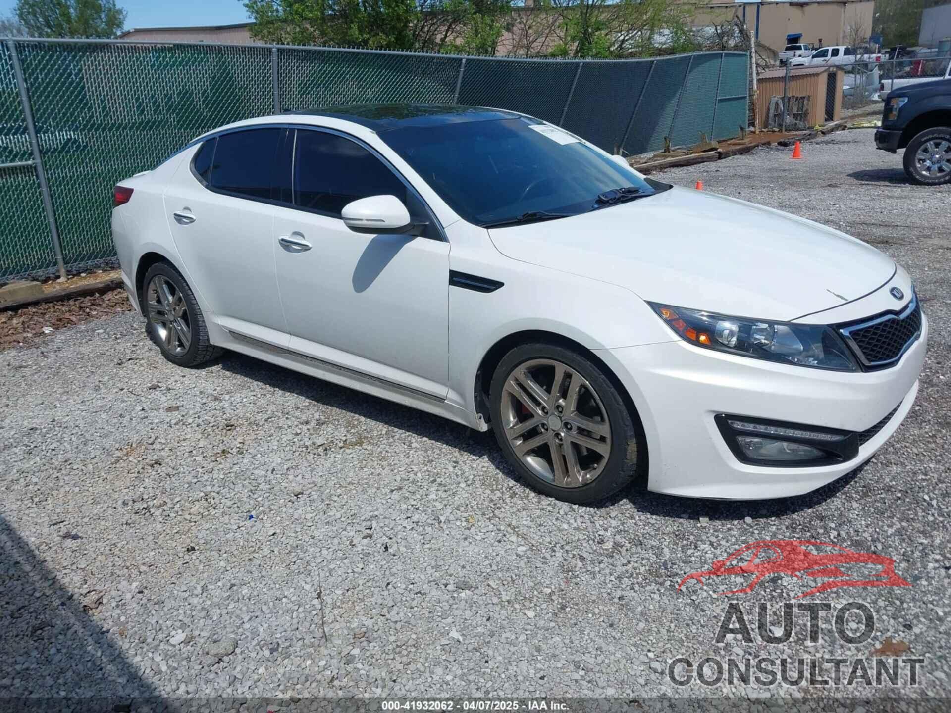 KIA OPTIMA 2013 - 5XXGR4A62DG145995