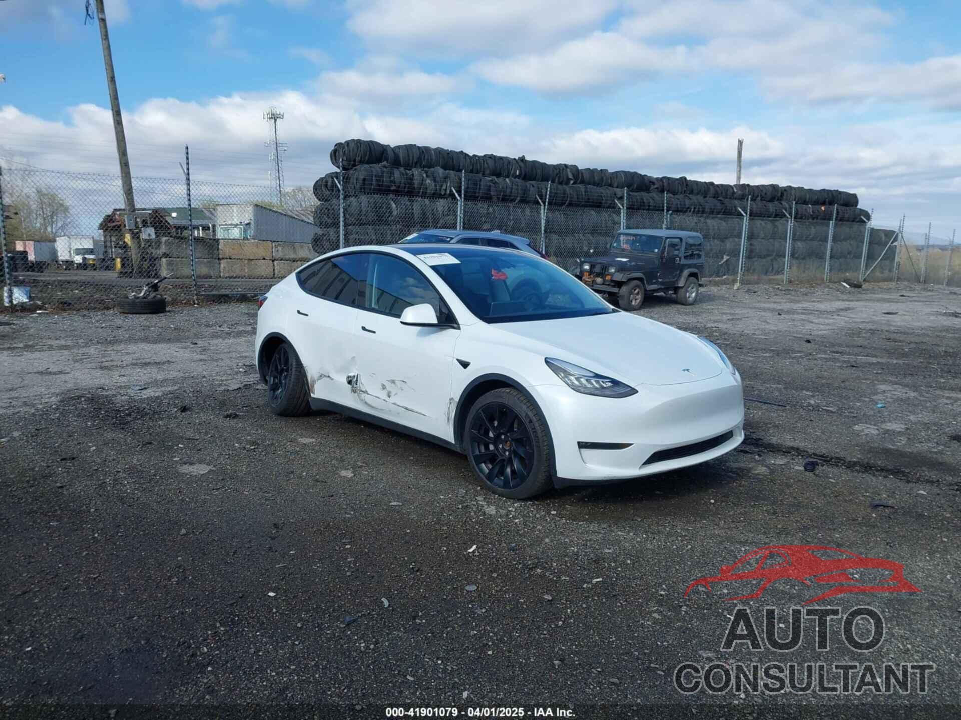 TESLA MODEL Y 2023 - 7SAYGDEE2PA059668
