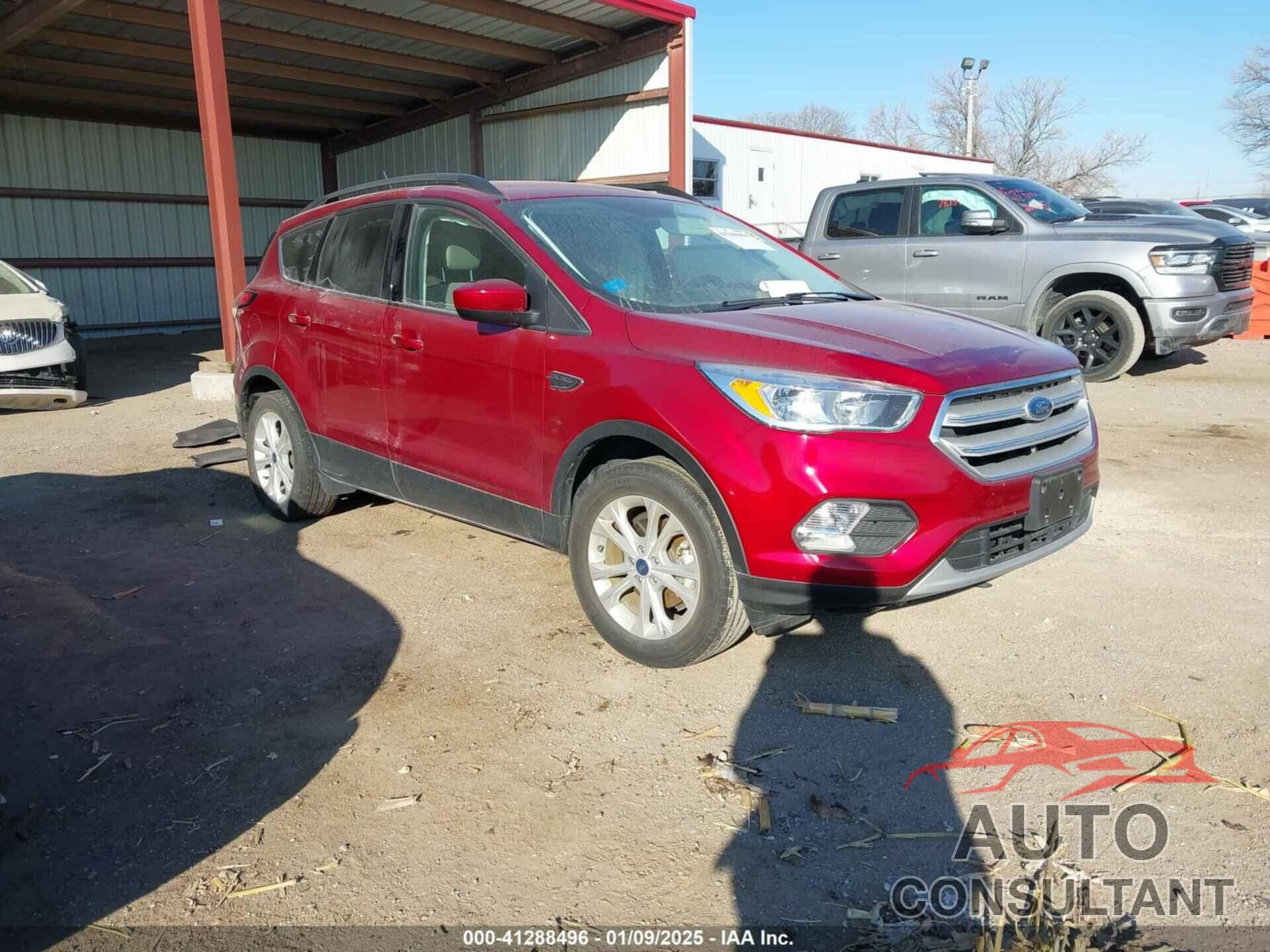 FORD ESCAPE 2018 - 1FMCU0GD7JUB25092