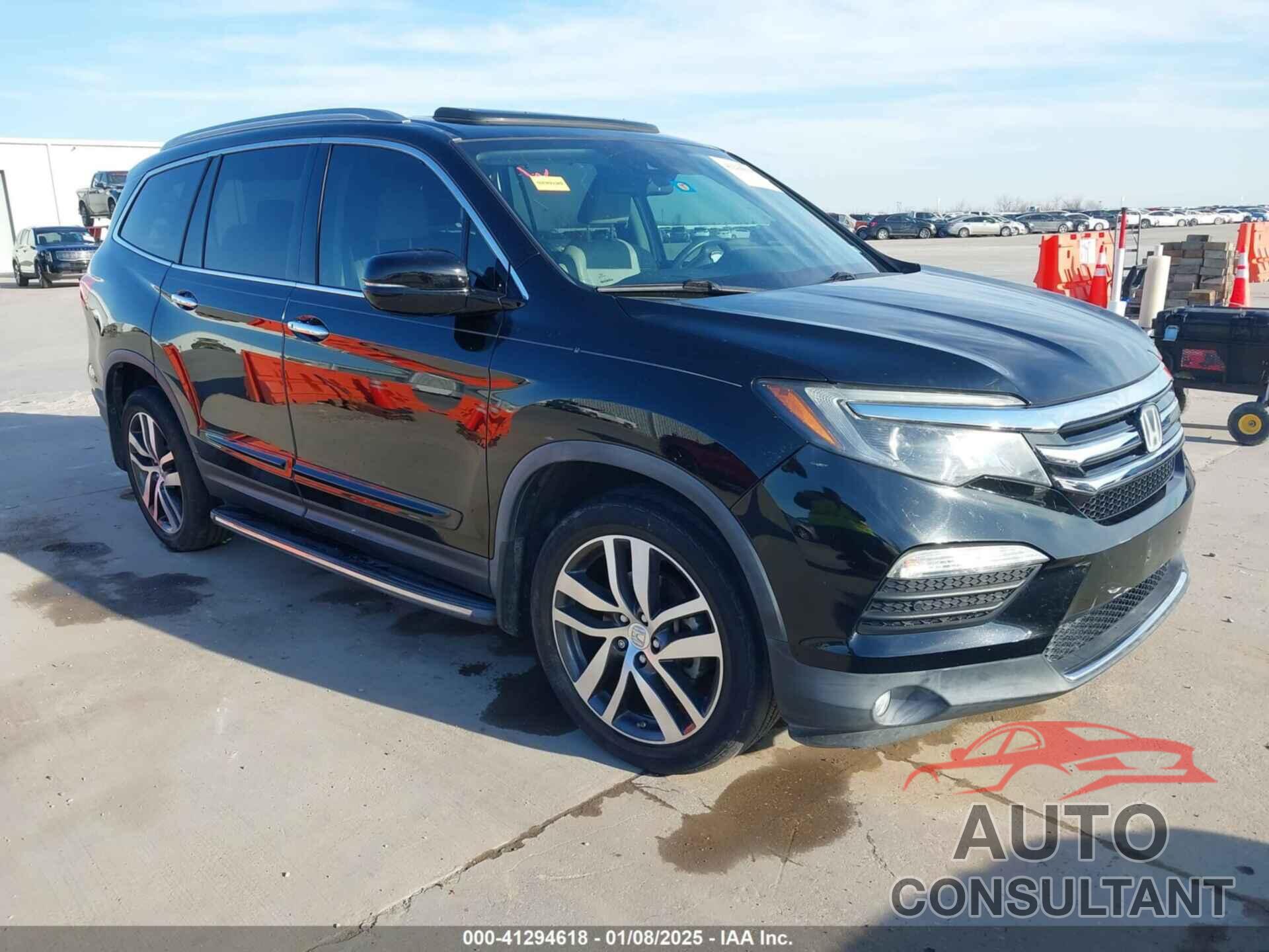 HONDA PILOT 2017 - 5FNYF6H02HB095585