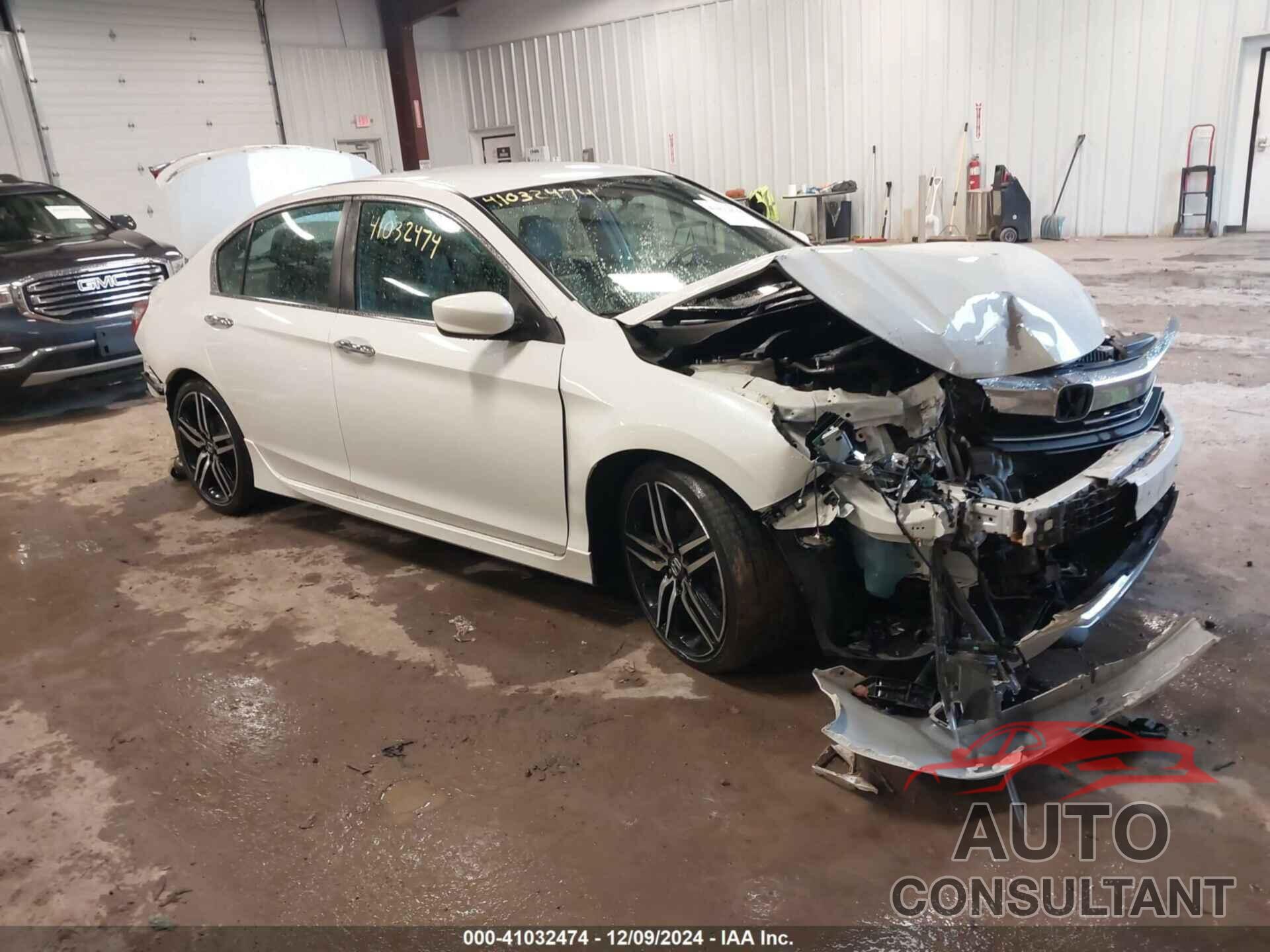 HONDA ACCORD 2017 - 1HGCR2F13HA058996