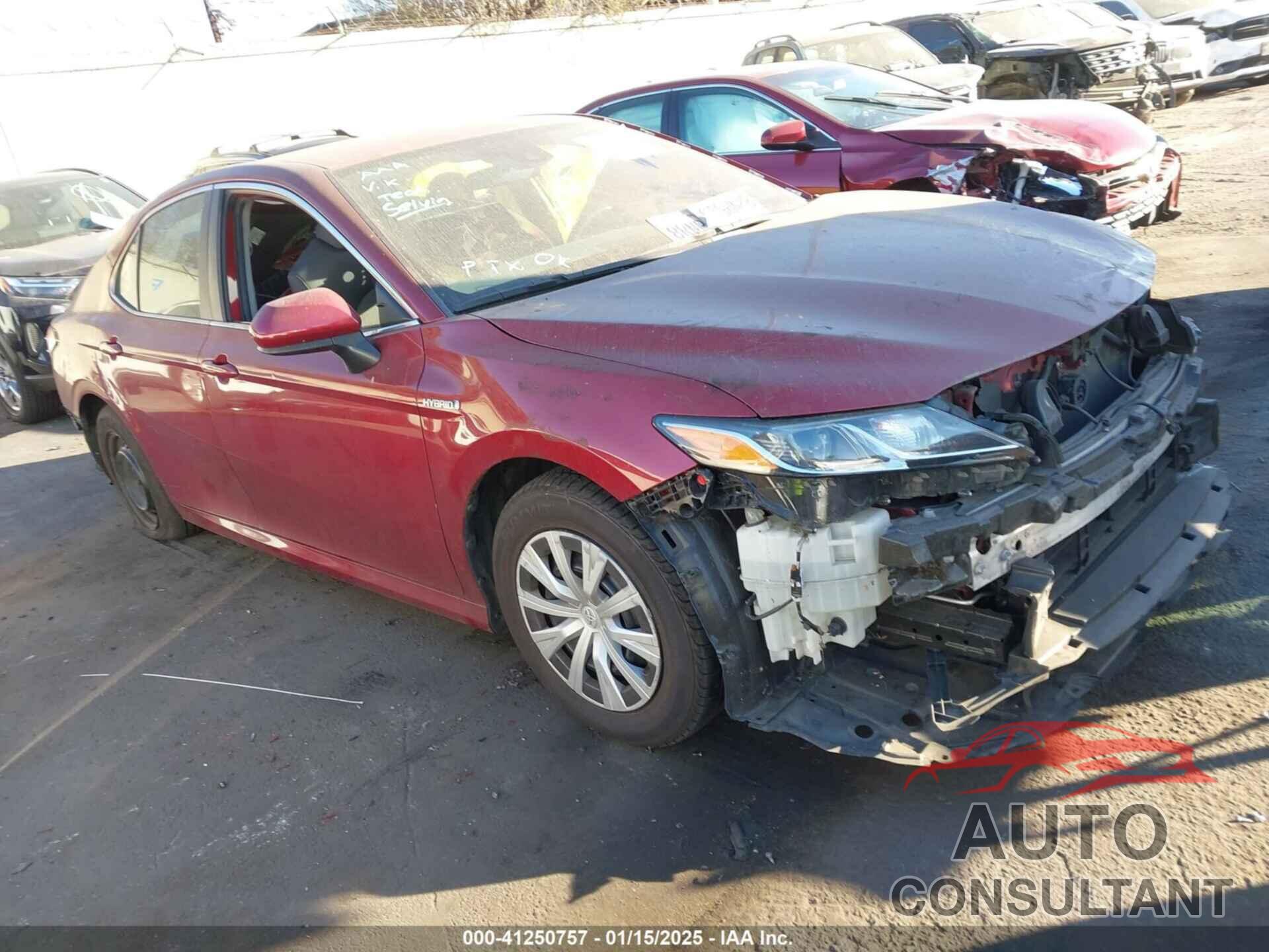 TOYOTA CAMRY 2020 - 4T1C31AK6LU530198