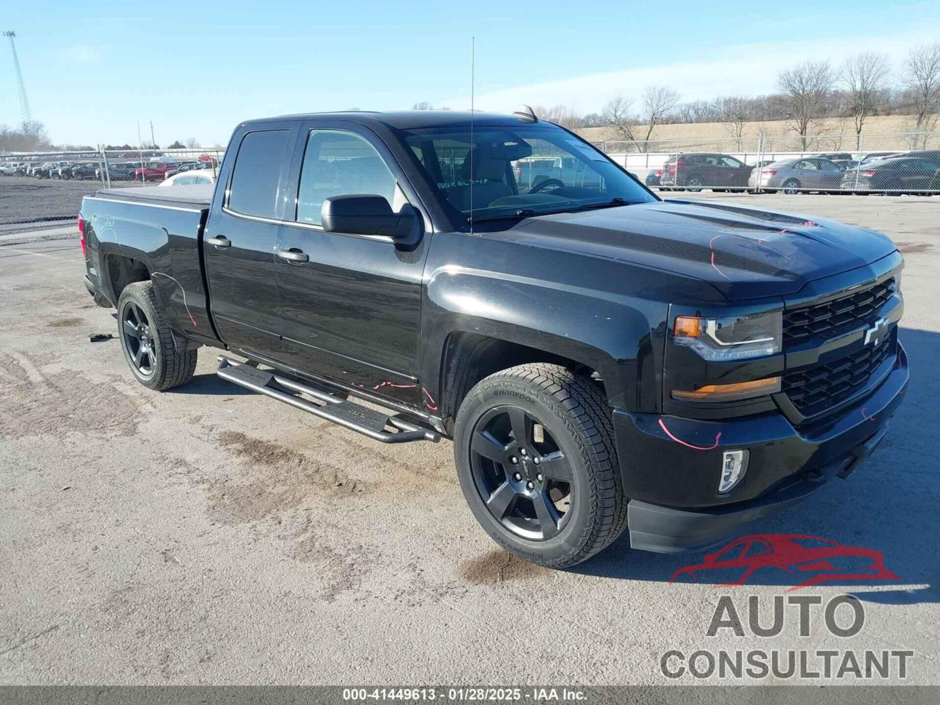 CHEVROLET SILVERADO 1500 2017 - 1GCVKNECXHZ239322