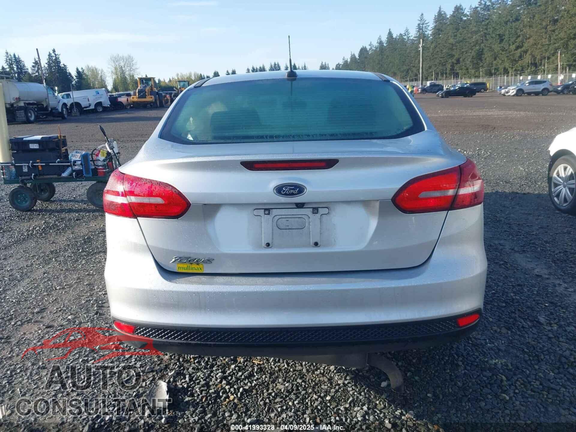 FORD FOCUS 2017 - 1FADP3E2XHL231075