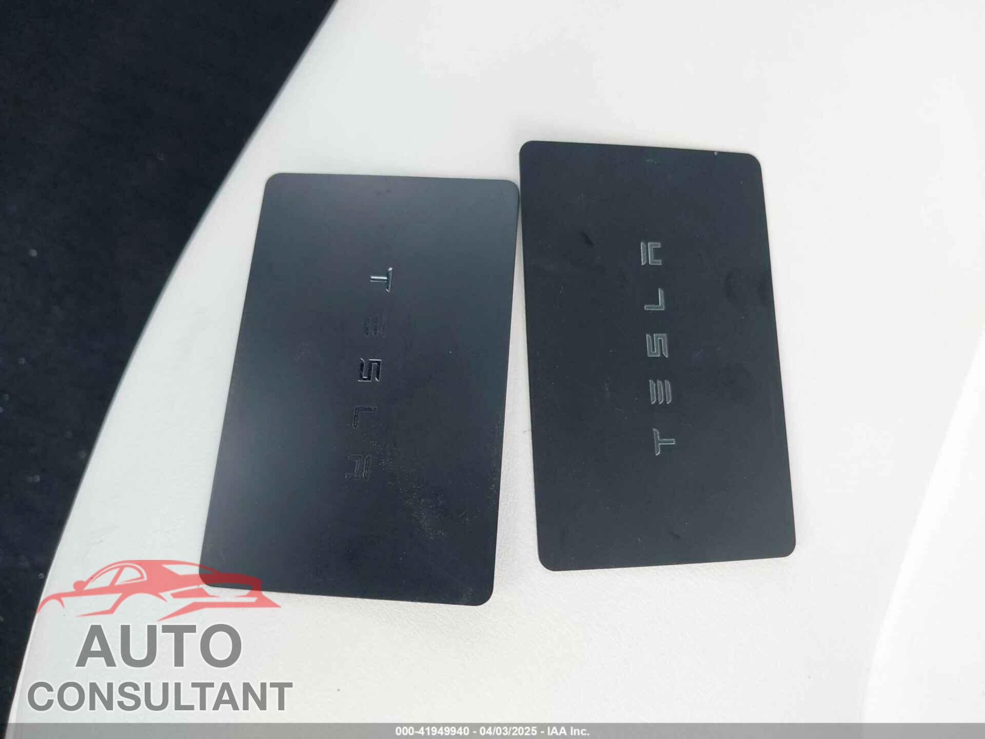 TESLA MODEL 3 2019 - 5YJ3E1EA7KF314853