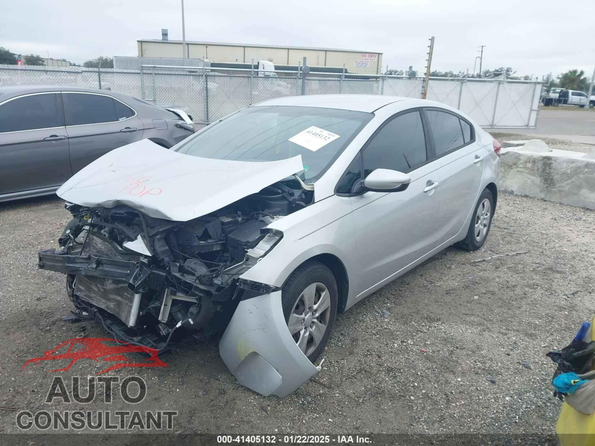 KIA FORTE 2017 - 3KPFK4A72HE085773