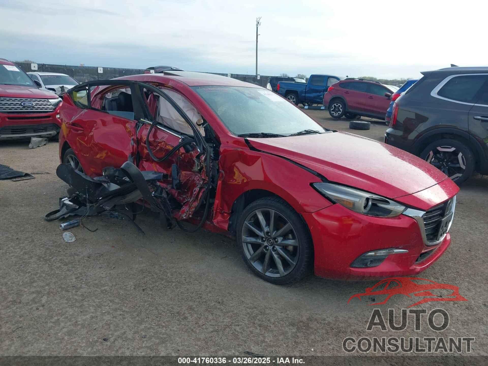 MAZDA MAZDA3 2018 - 3MZBN1M3XJM169555