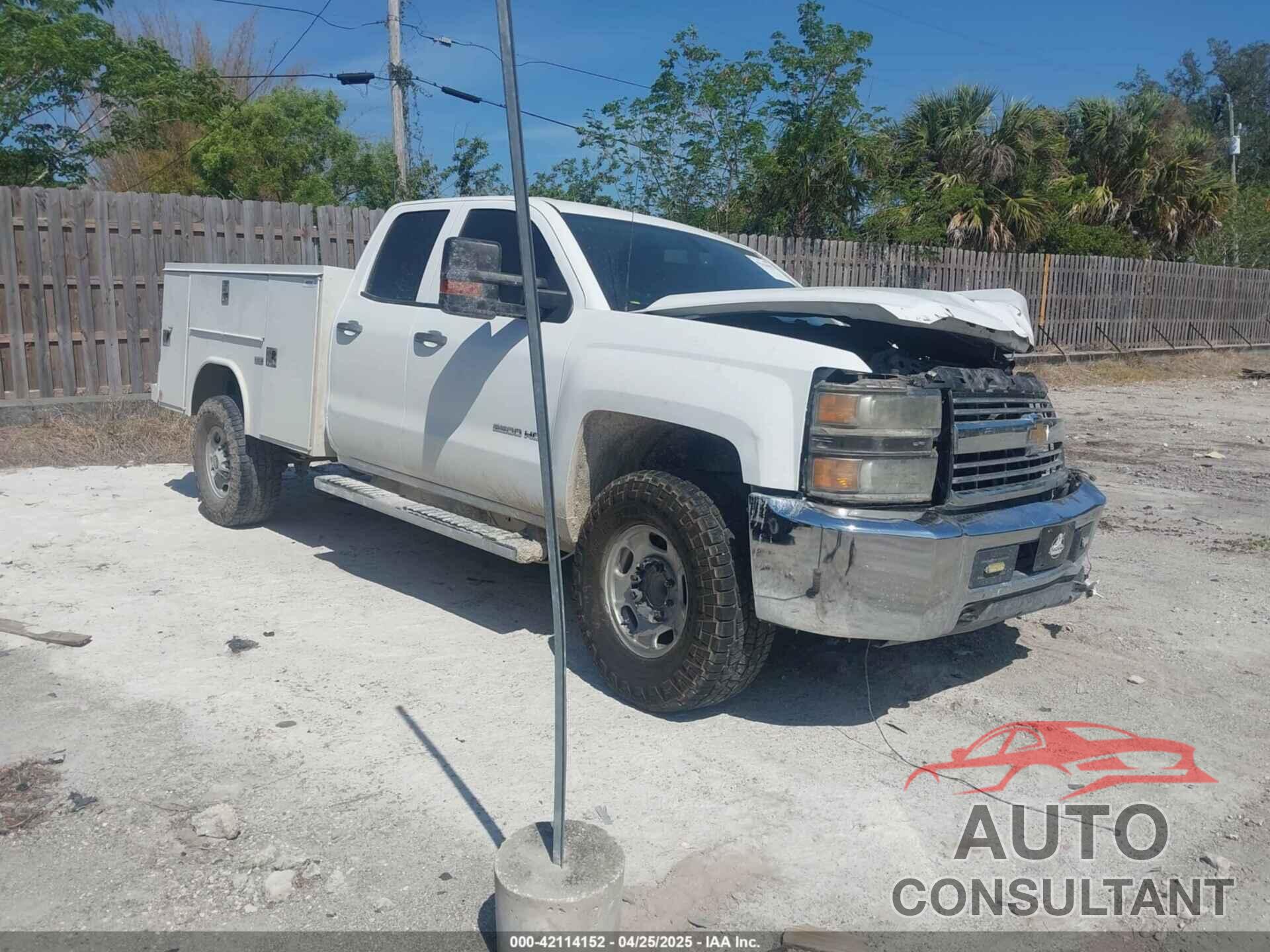 CHEVROLET SILVERADO 2500HD 2015 - 1GC2CUEG3FZ515818