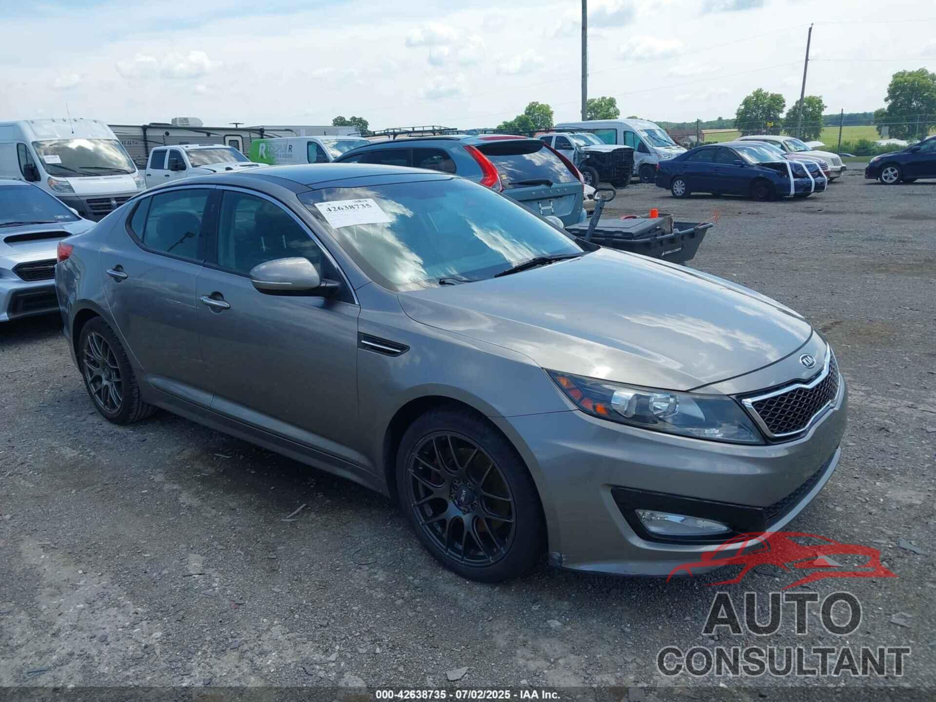 KIA OPTIMA 2012 - 5XXGR4A66CG005835