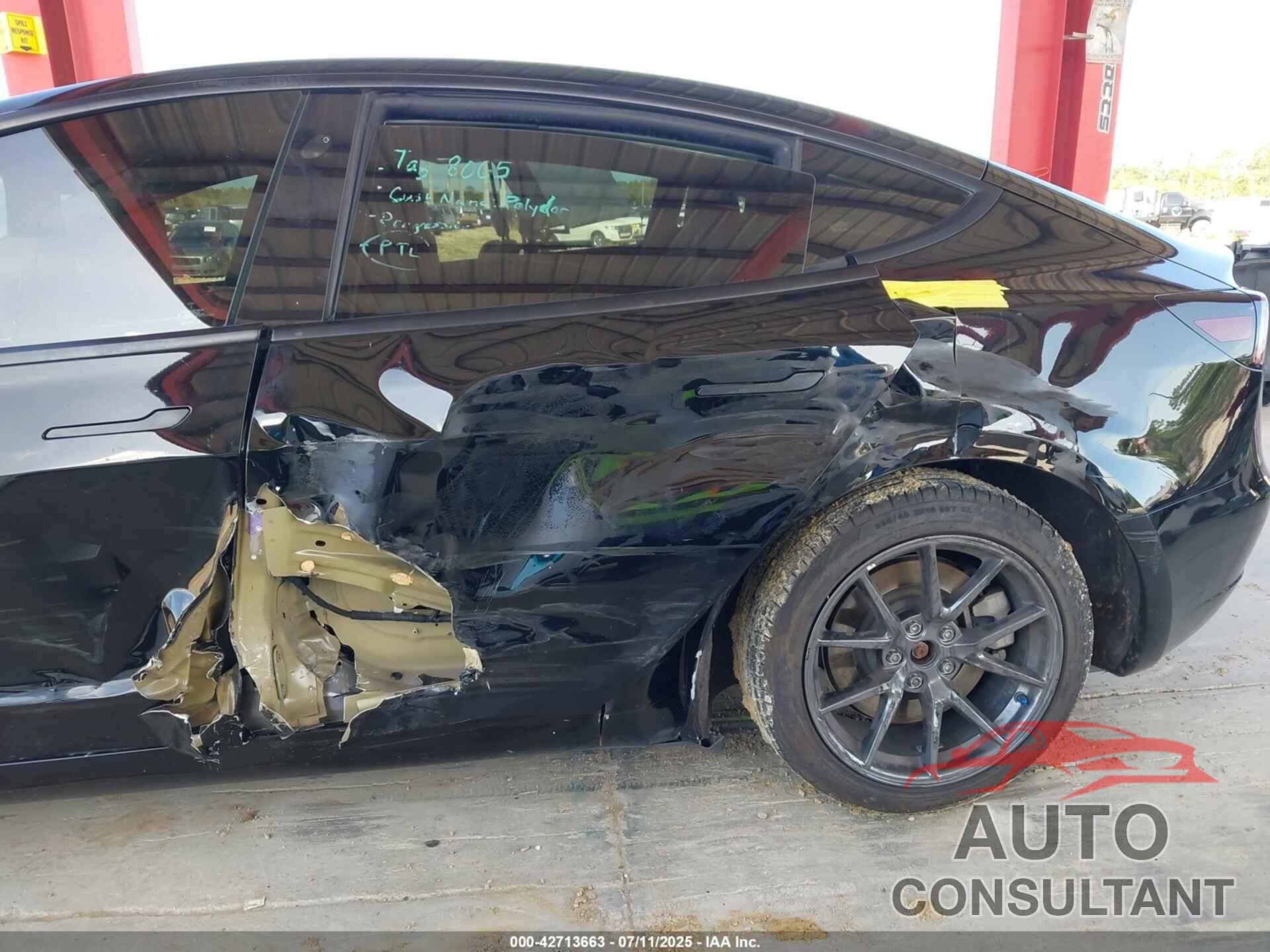 TESLA MODEL 3 2023 - 5YJ3E1EBXPF392849