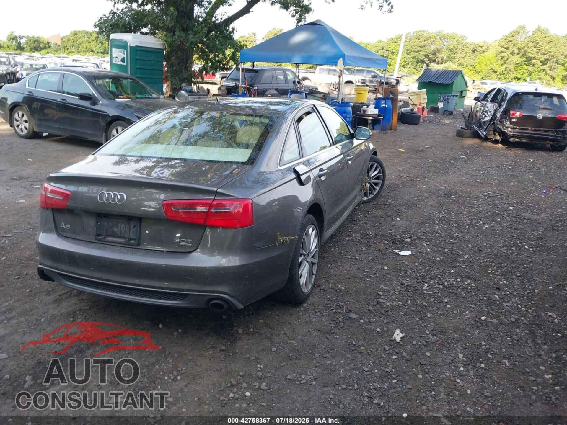 AUDI A6 2012 - WAUBGAFC8CN023297