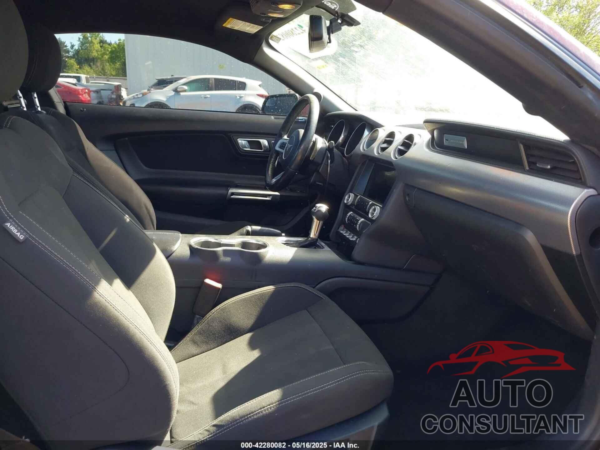 FORD MUSTANG 2018 - 1FA6P8THXJ5159642