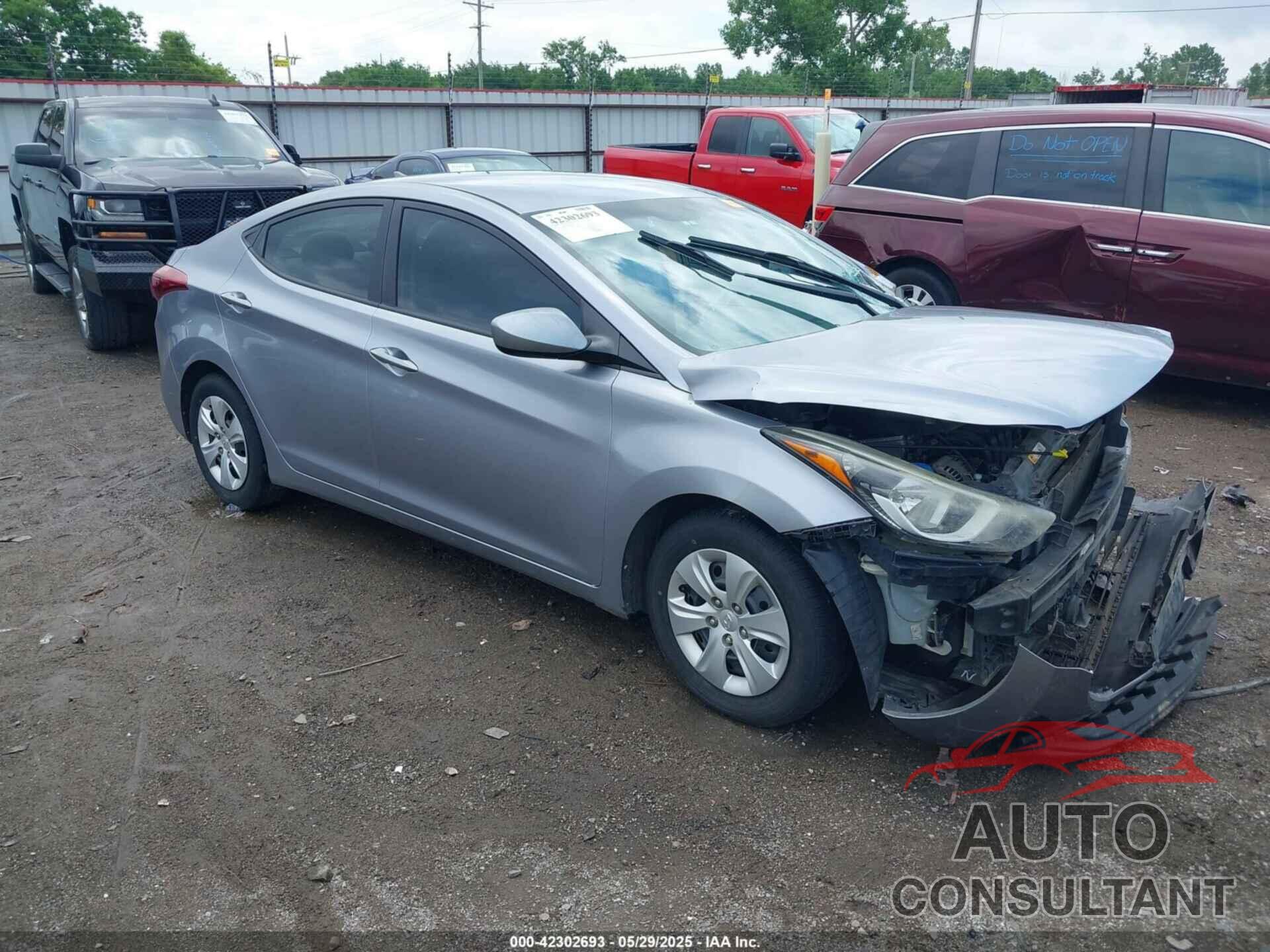 HYUNDAI ELANTRA 2016 - 5NPDH4AE1GH715927