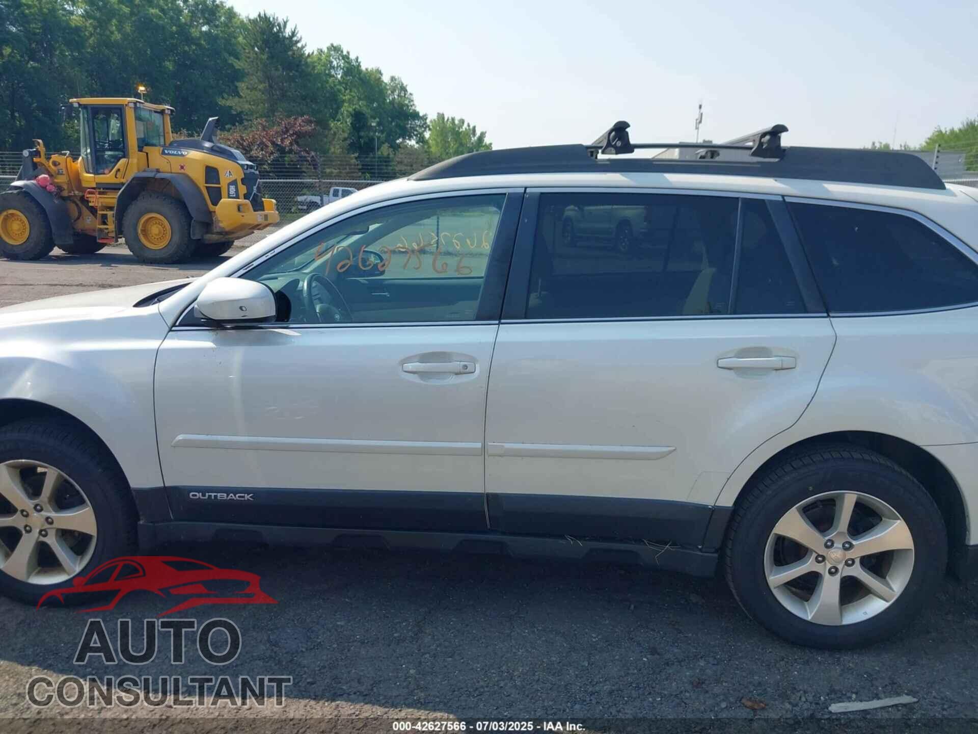 SUBARU OUTBACK 2014 - 4S4BRBLC4E3246020