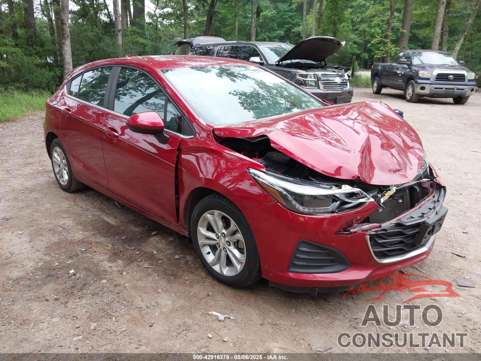 CHEVROLET CRUZE 2019 - 3G1BE6SM5KS567080