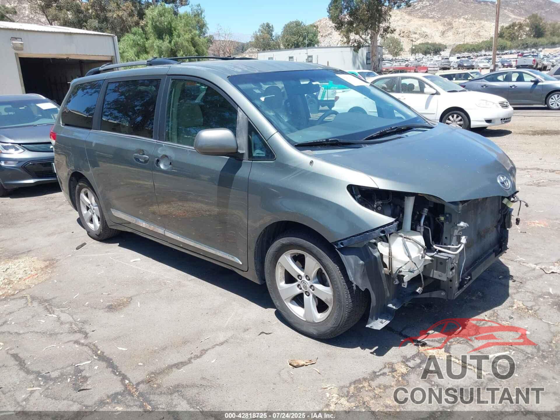TOYOTA SIENNA 2013 - 5TDKK3DCXDS361165