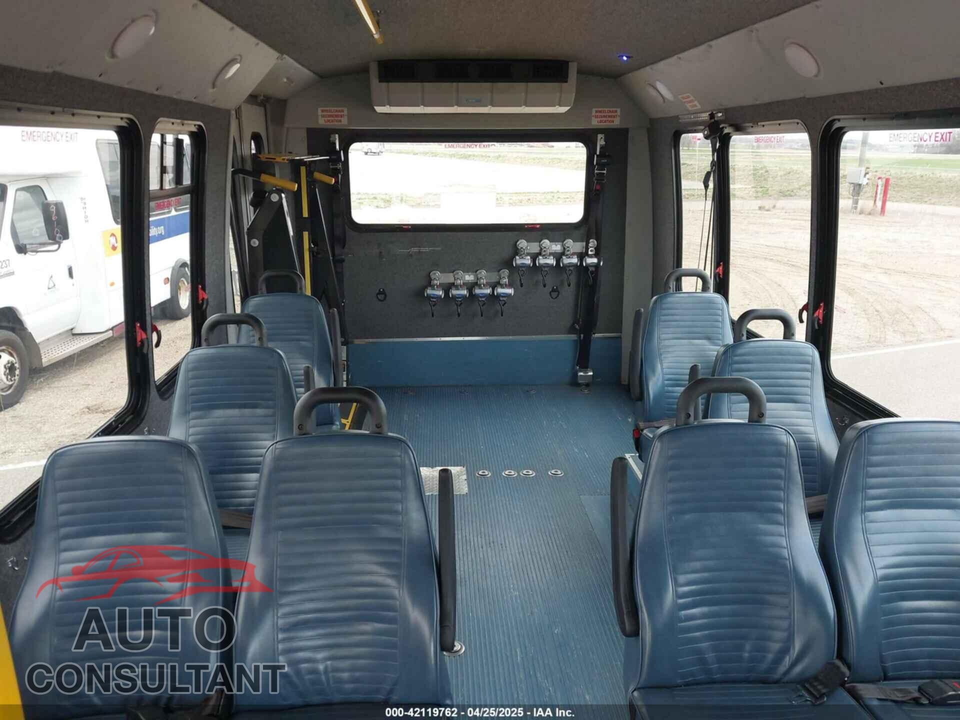 FORD E-450 CUTAWAY 2019 - 1FDFE4FS1KDC60619