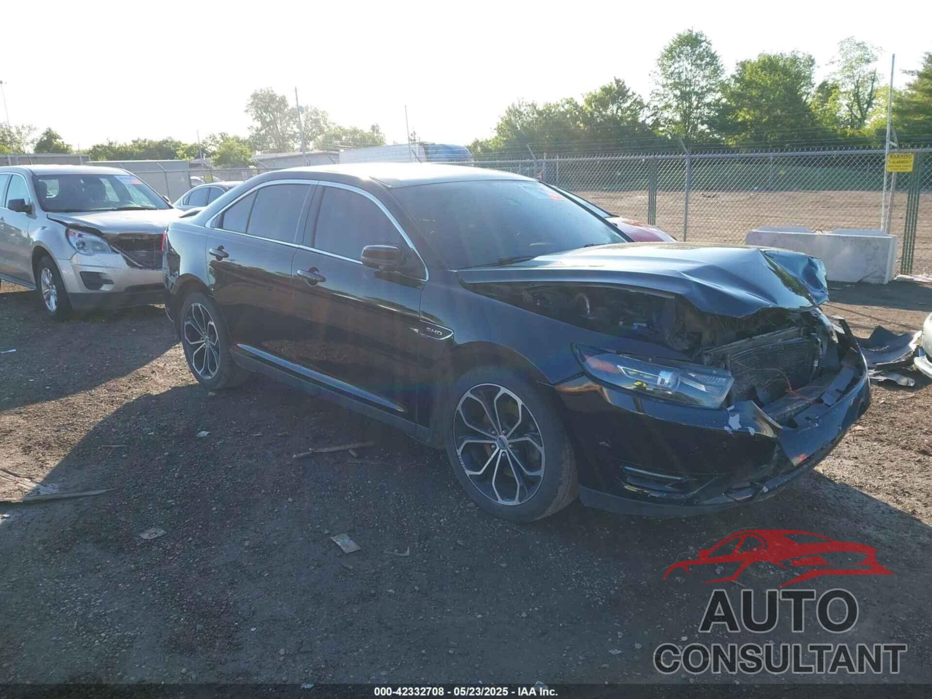 FORD TAURUS 2016 - 1FAHP2KT4GG140142