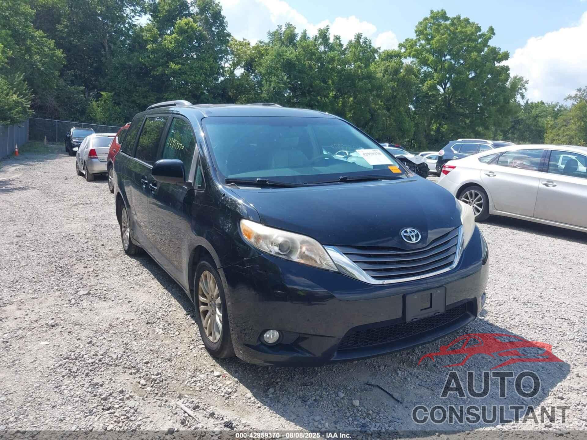 TOYOTA SIENNA 2011 - 5TDYK3DC4BS154214