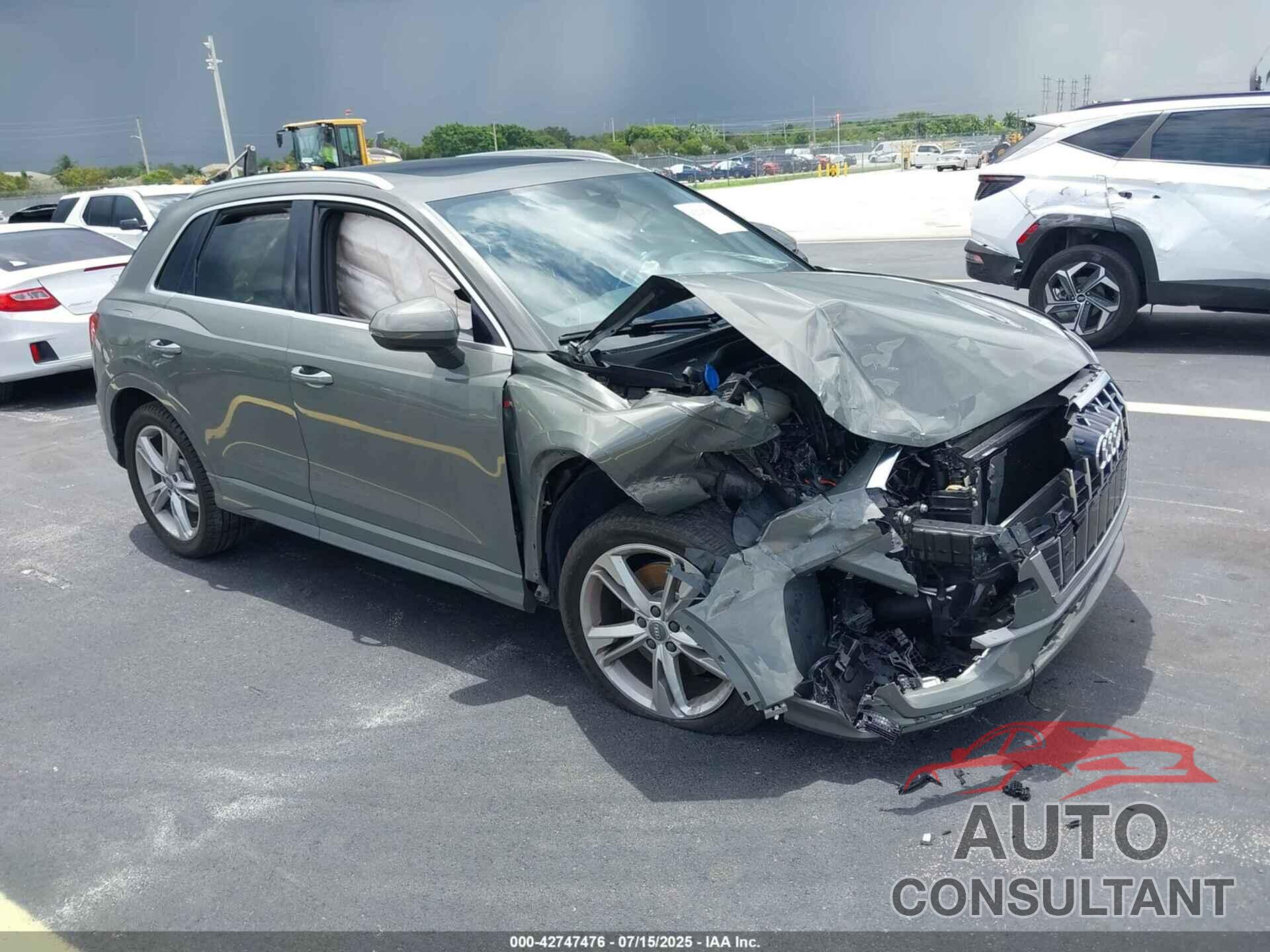 AUDI Q3 2020 - WA1DECF34L1078845