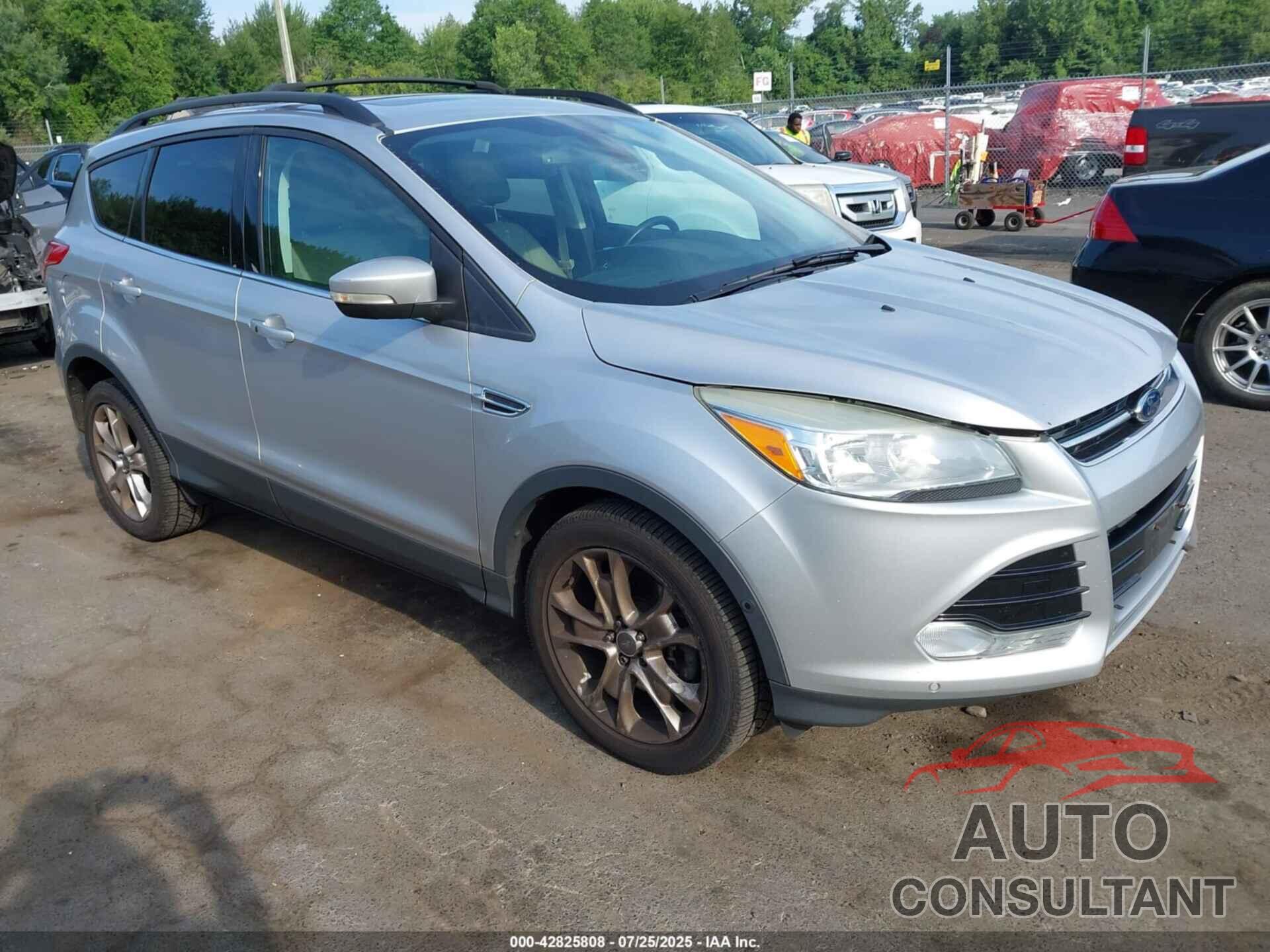 FORD ESCAPE 2013 - 1FMCU9HX7DUB88453