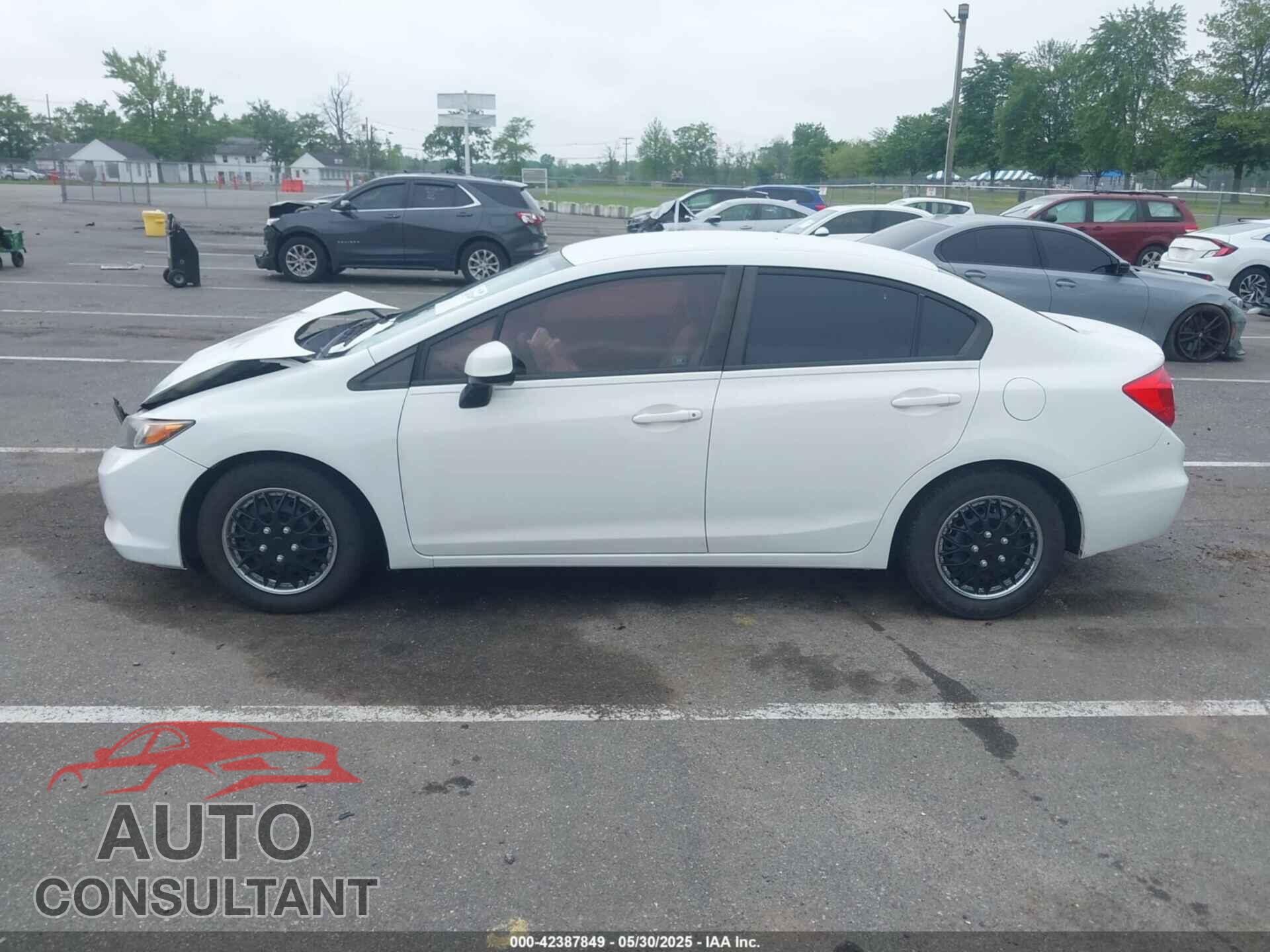 HONDA CIVIC 2012 - 2HGFB2F50CH608153