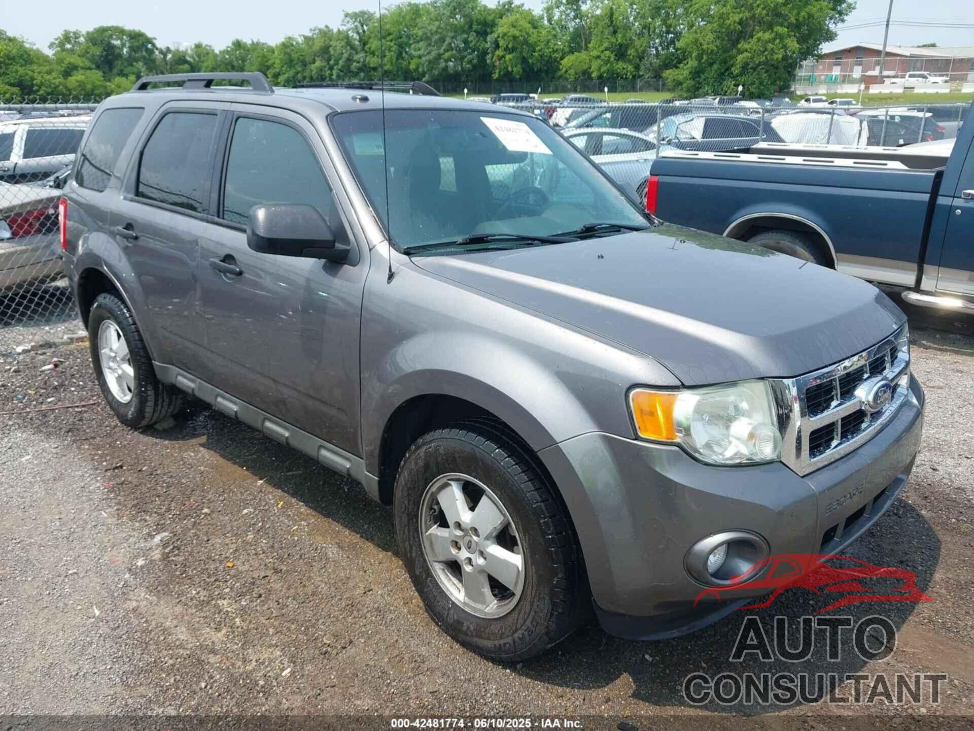 FORD ESCAPE 2011 - 1FMCU0DG1BKA50126