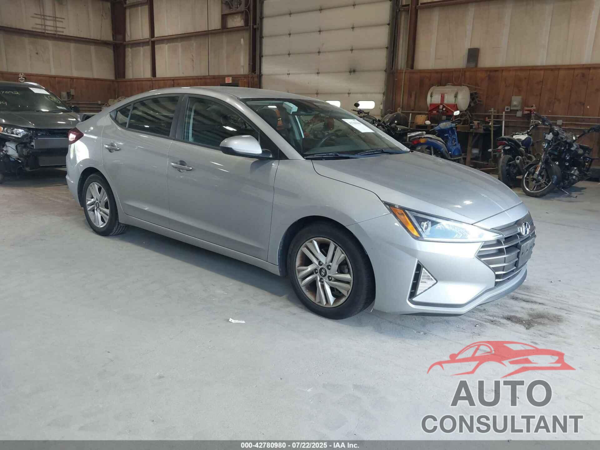 HYUNDAI ELANTRA 2020 - 5NPD84LF6LH623065