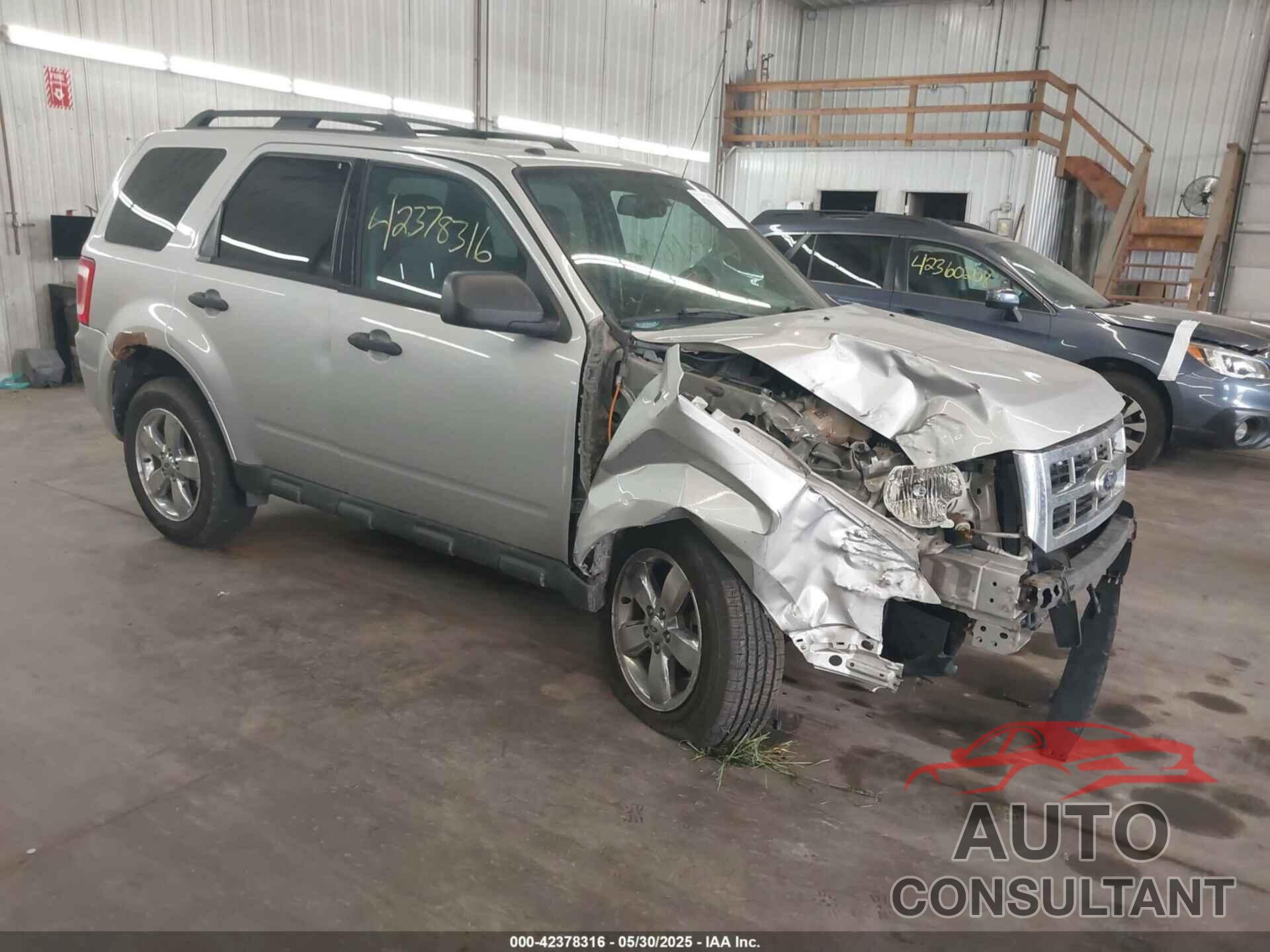 FORD ESCAPE 2011 - 1FMCU9DG2BKC63574