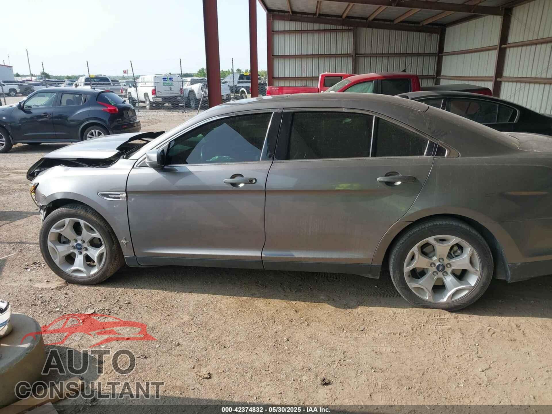 FORD TAURUS 2012 - 1FAHP2EW1CG134752