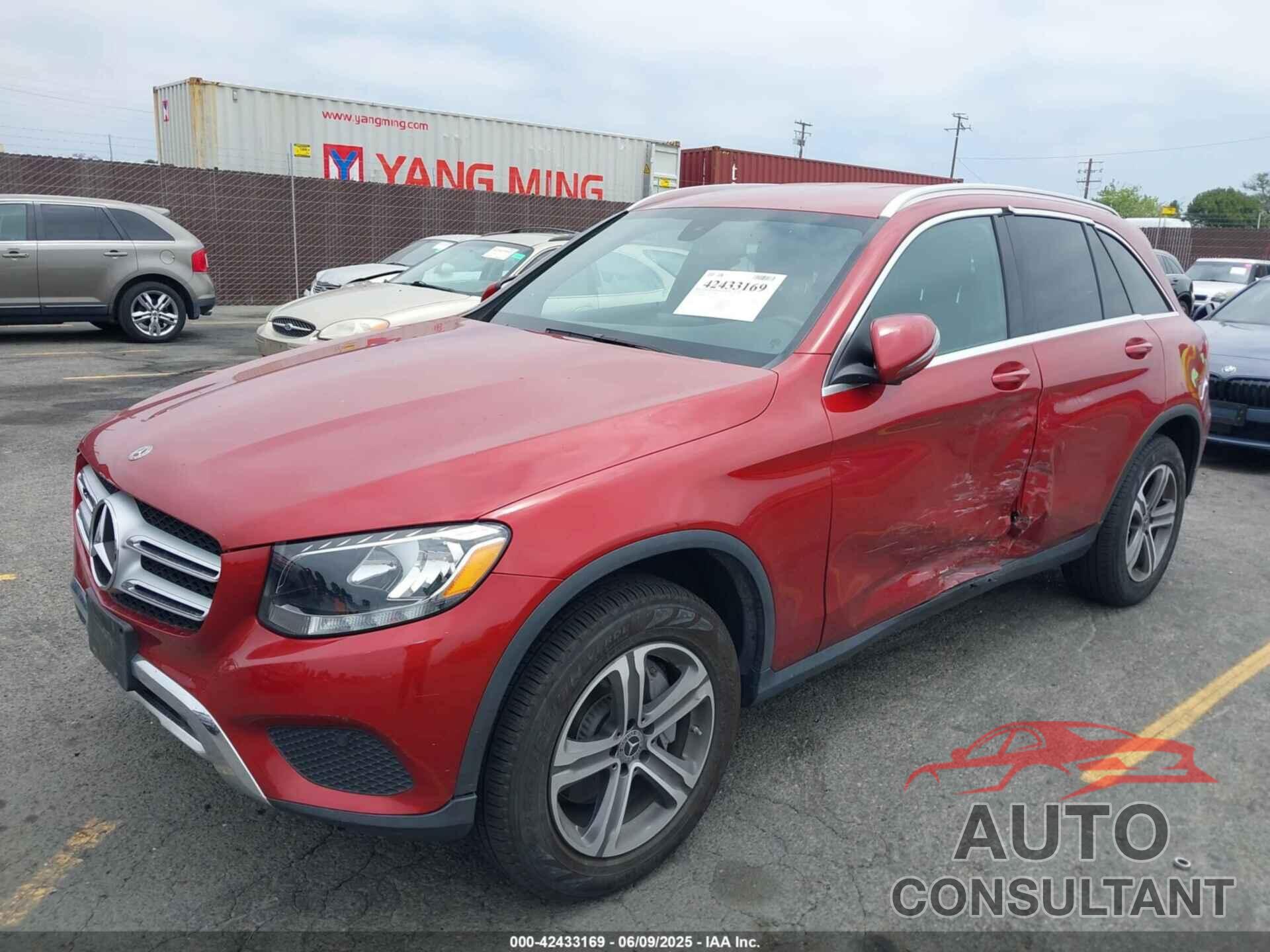 MERCEDES-BENZ GLC 300 2018 - WDC0G4JB6JV081815