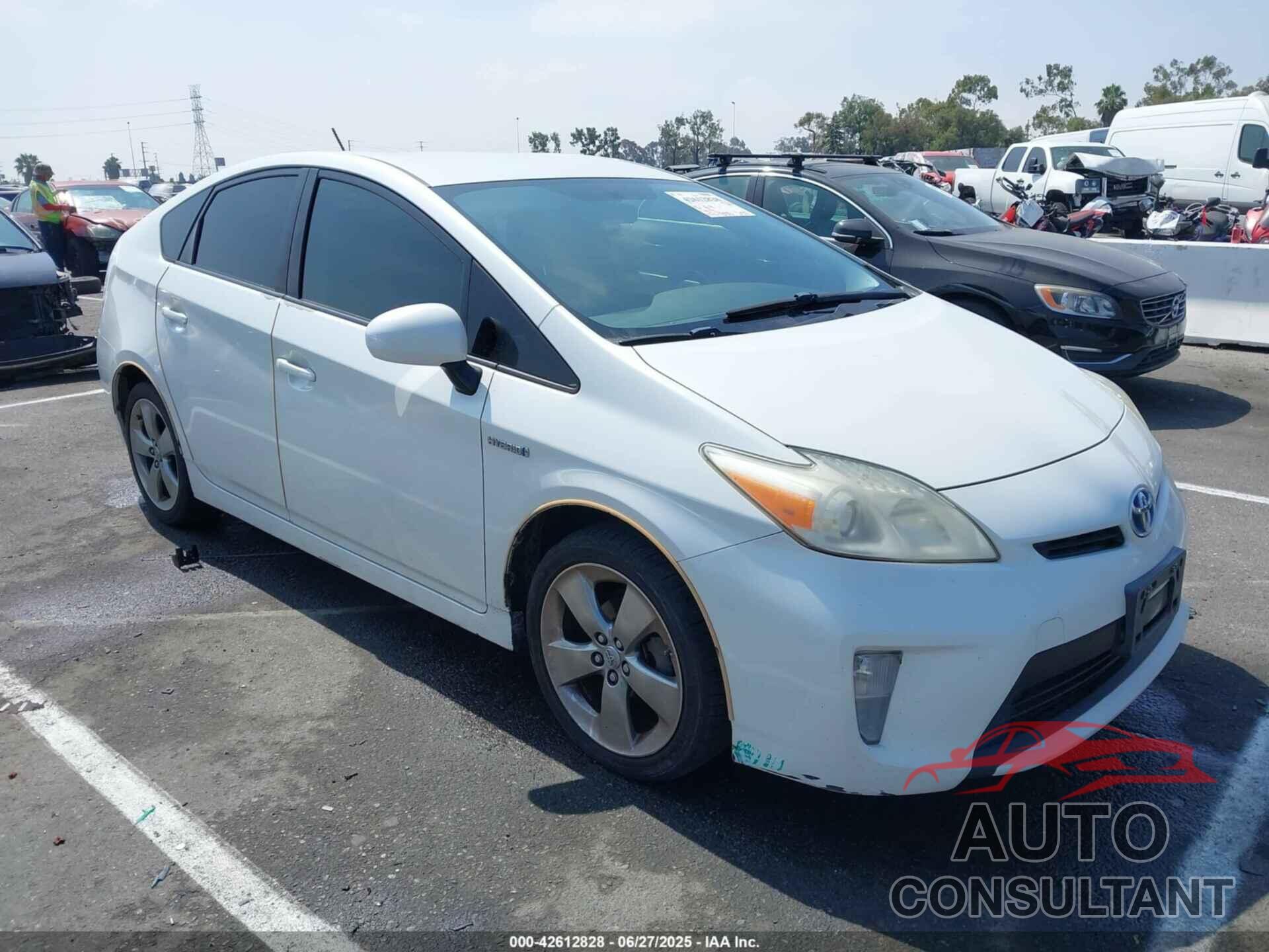 TOYOTA PRIUS 2013 - JTDKN3DU0D1664713