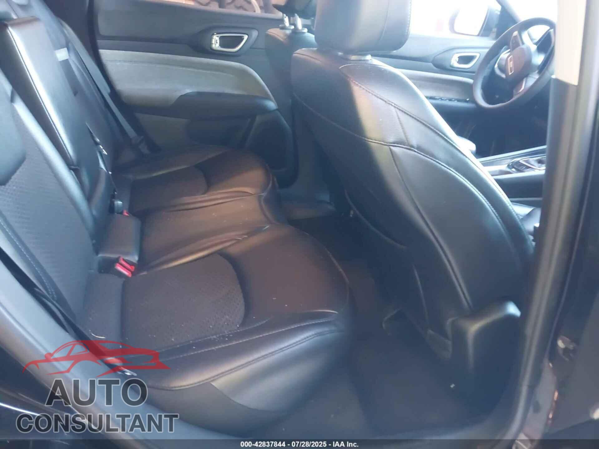 JEEP COMPASS 2022 - 3C4NJDBB7NT143854