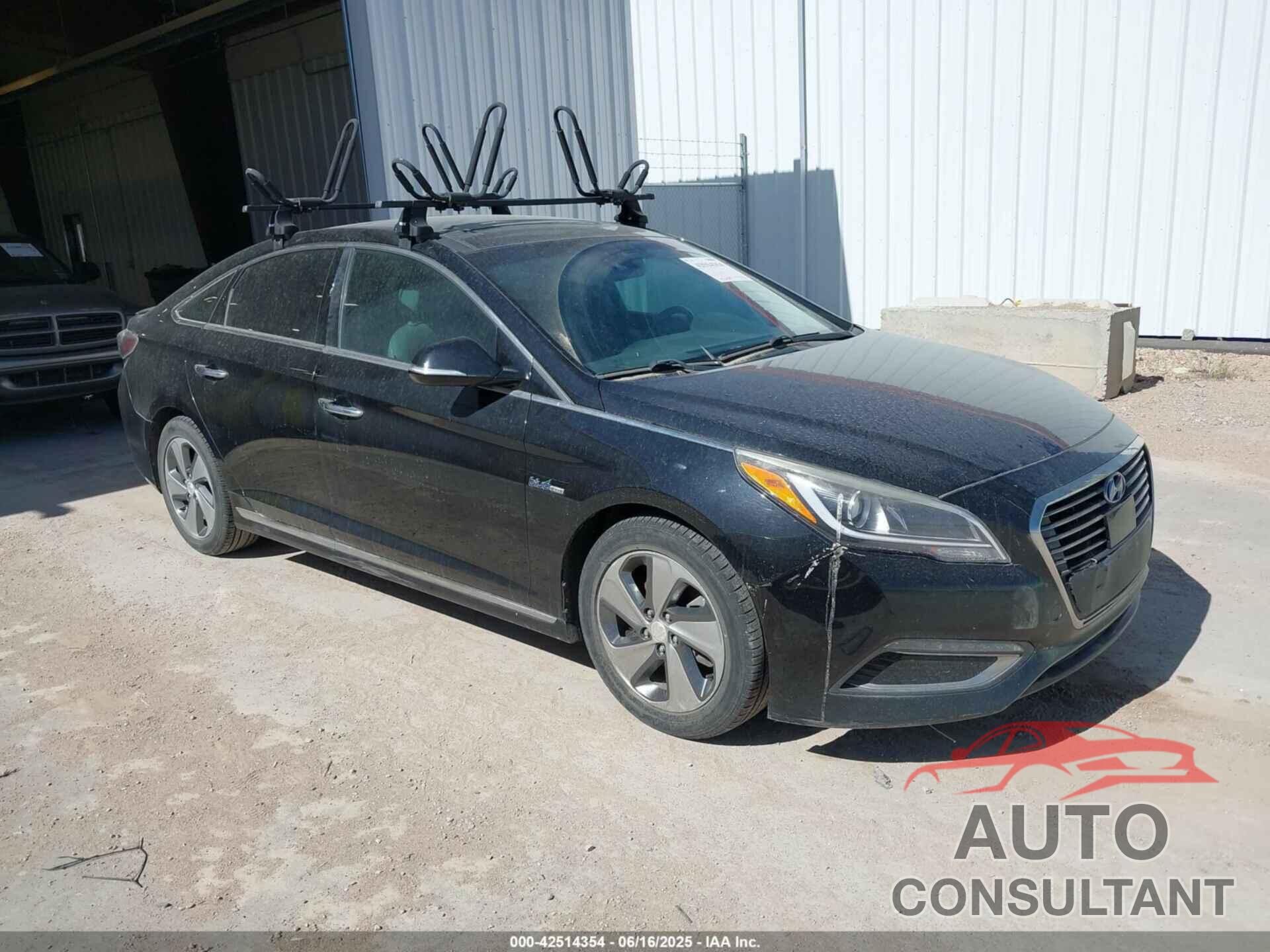 HYUNDAI SONATA HYBRID 2016 - KMHE34L19GA010096