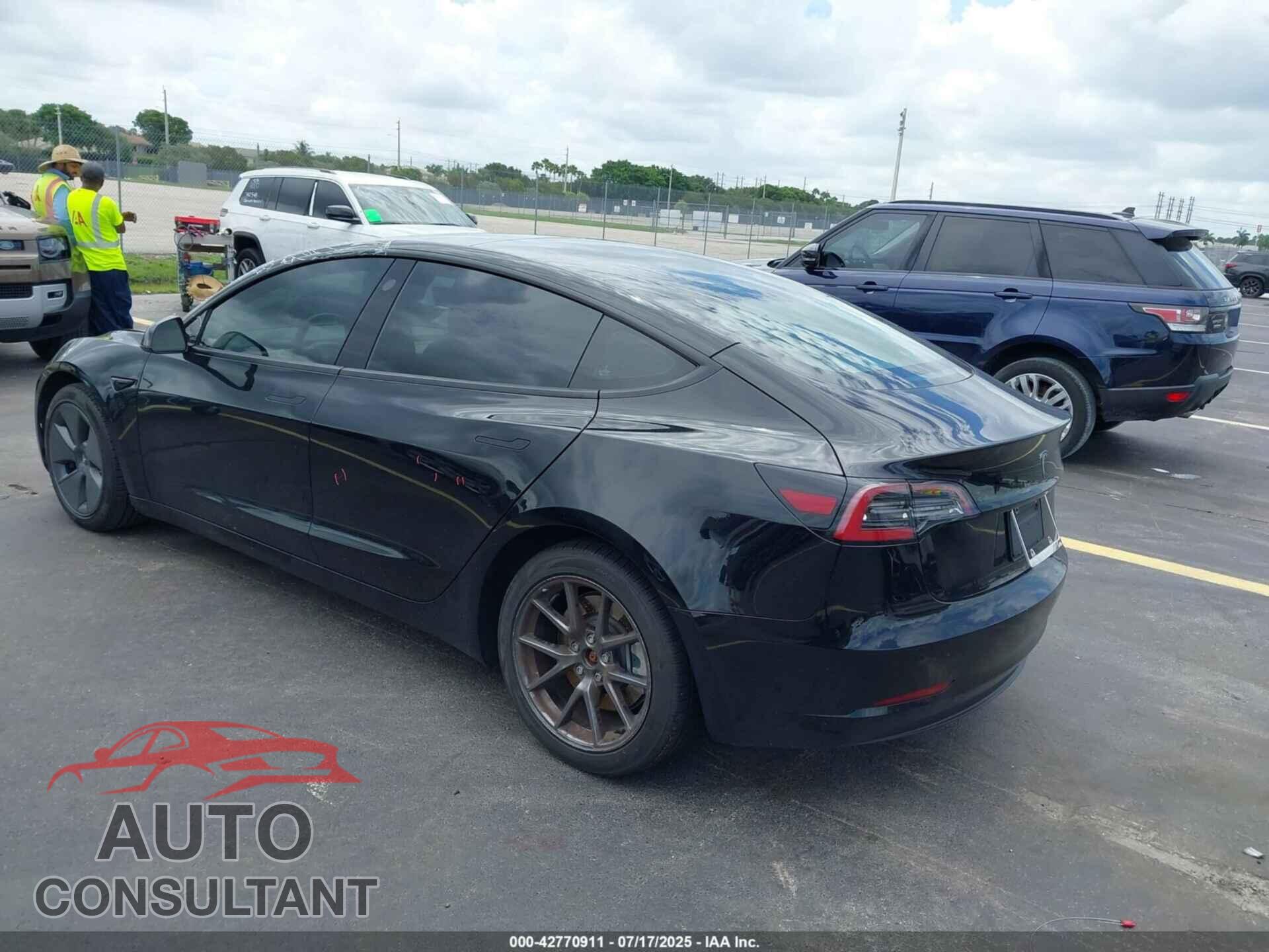 TESLA MODEL 3 2023 - 5YJ3E1EA4PF428641